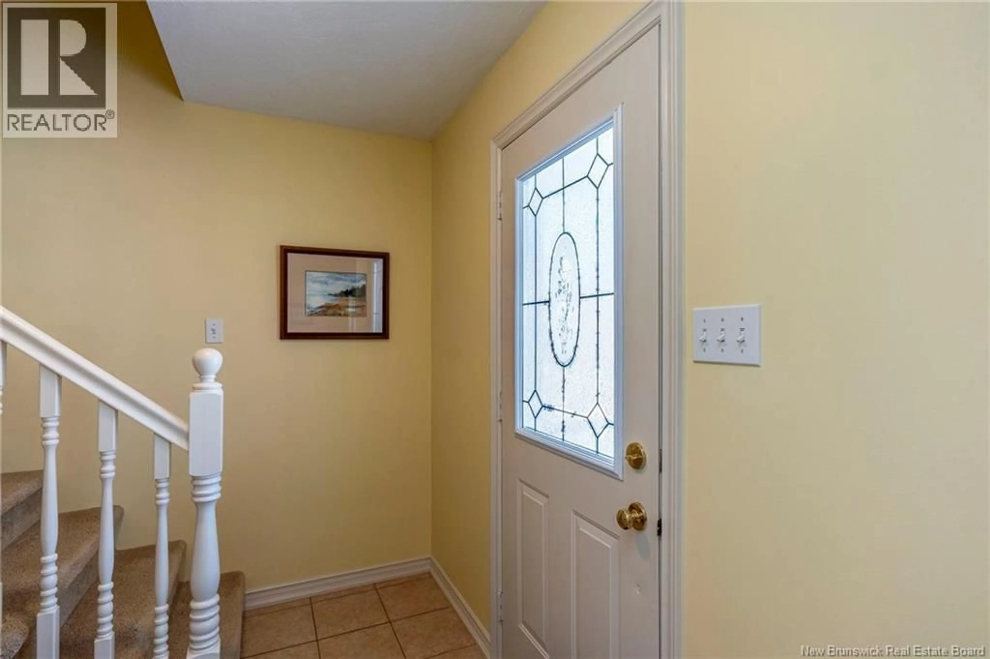 Indoor entryway for 205 YALE AVENUE, Riverview New Brunswick E1B2B2