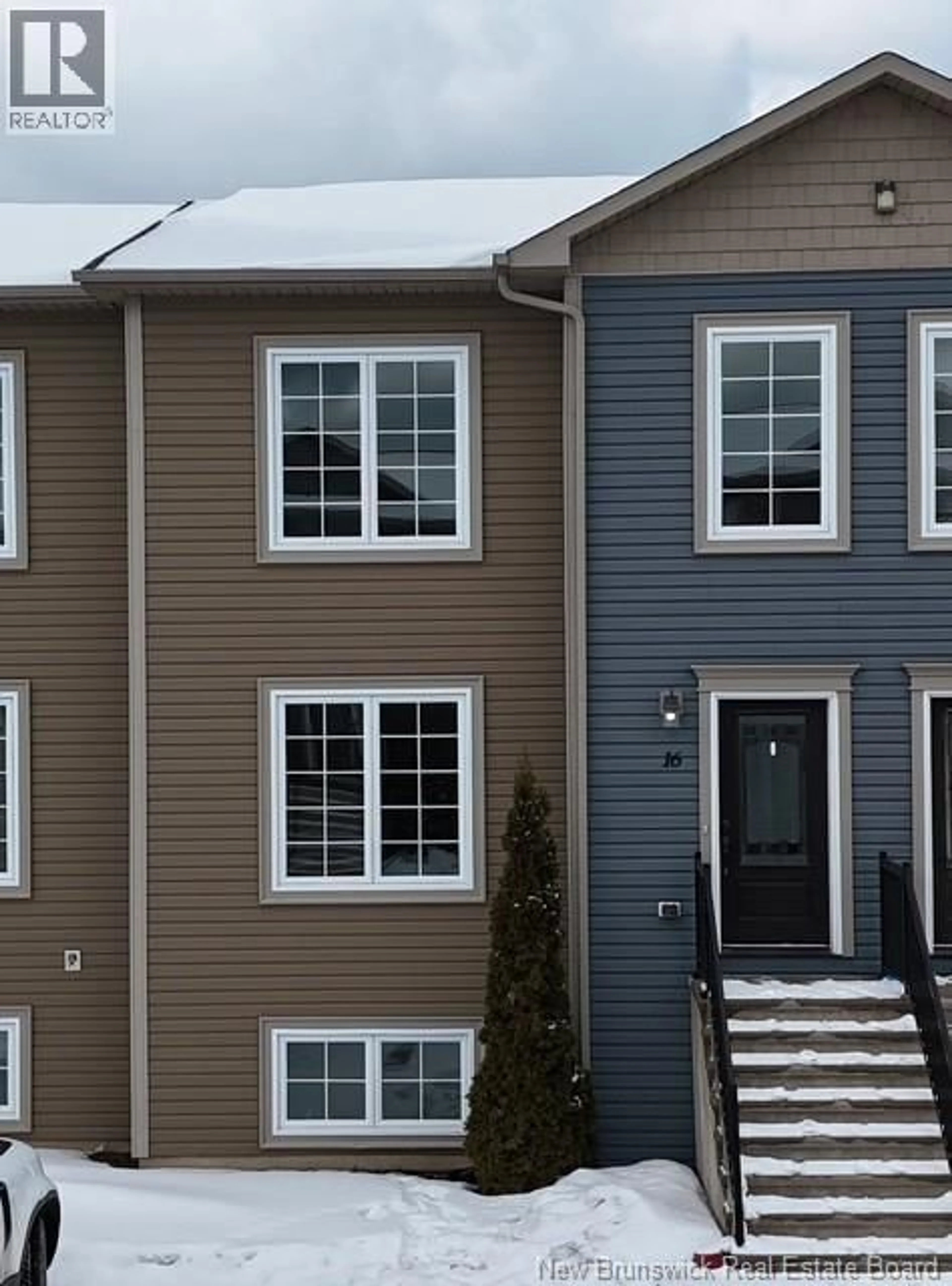 Home with vinyl exterior material, street for 16 WESTIN LANE, Fredericton New Brunswick E3A5X2