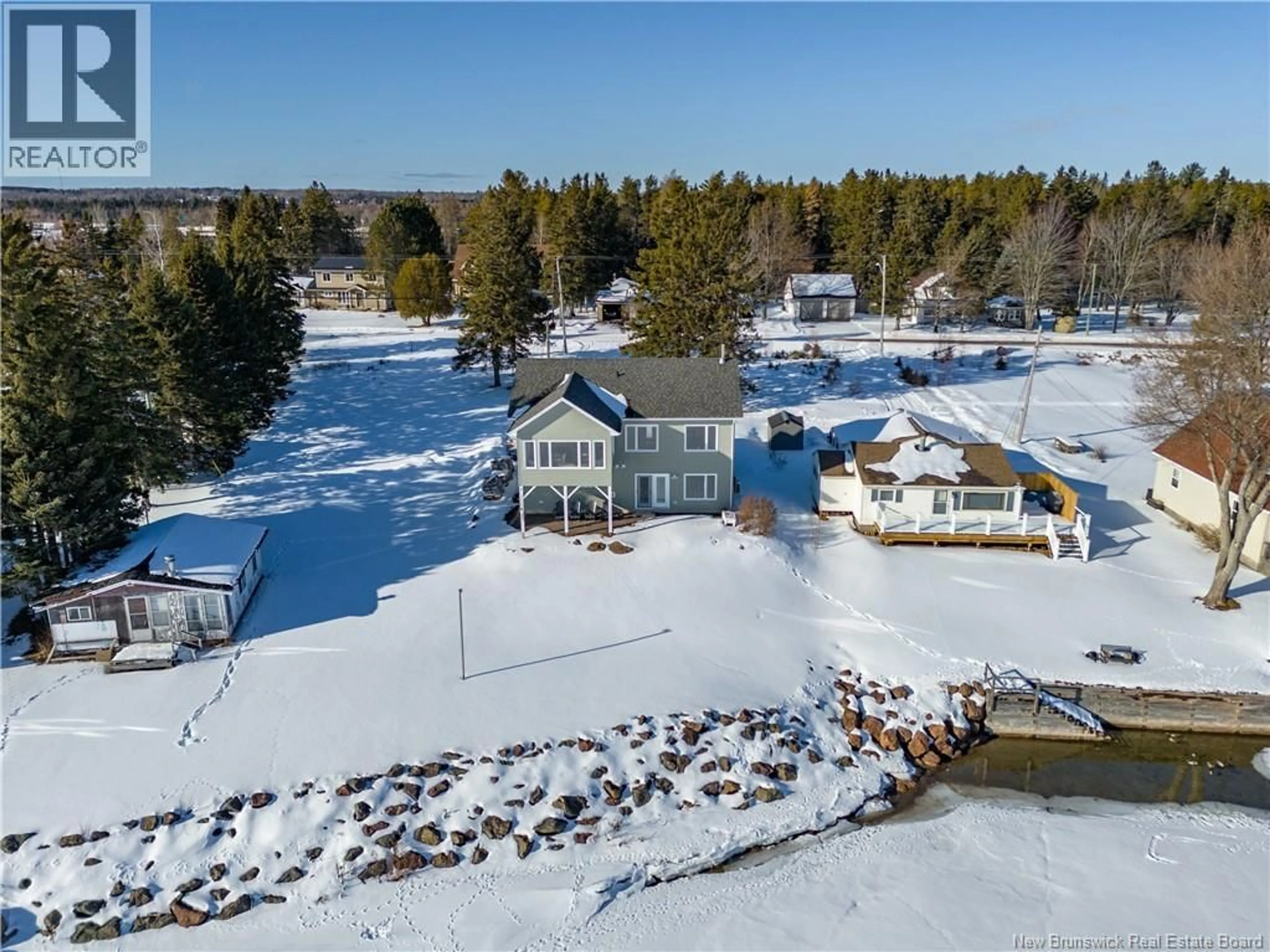 A pic from outside/outdoor area/front of a property/back of a property/a pic from drone, water/lake/river/ocean view for 49 WD FOUGERE, Shediac Bridge New Brunswick E4R2A5