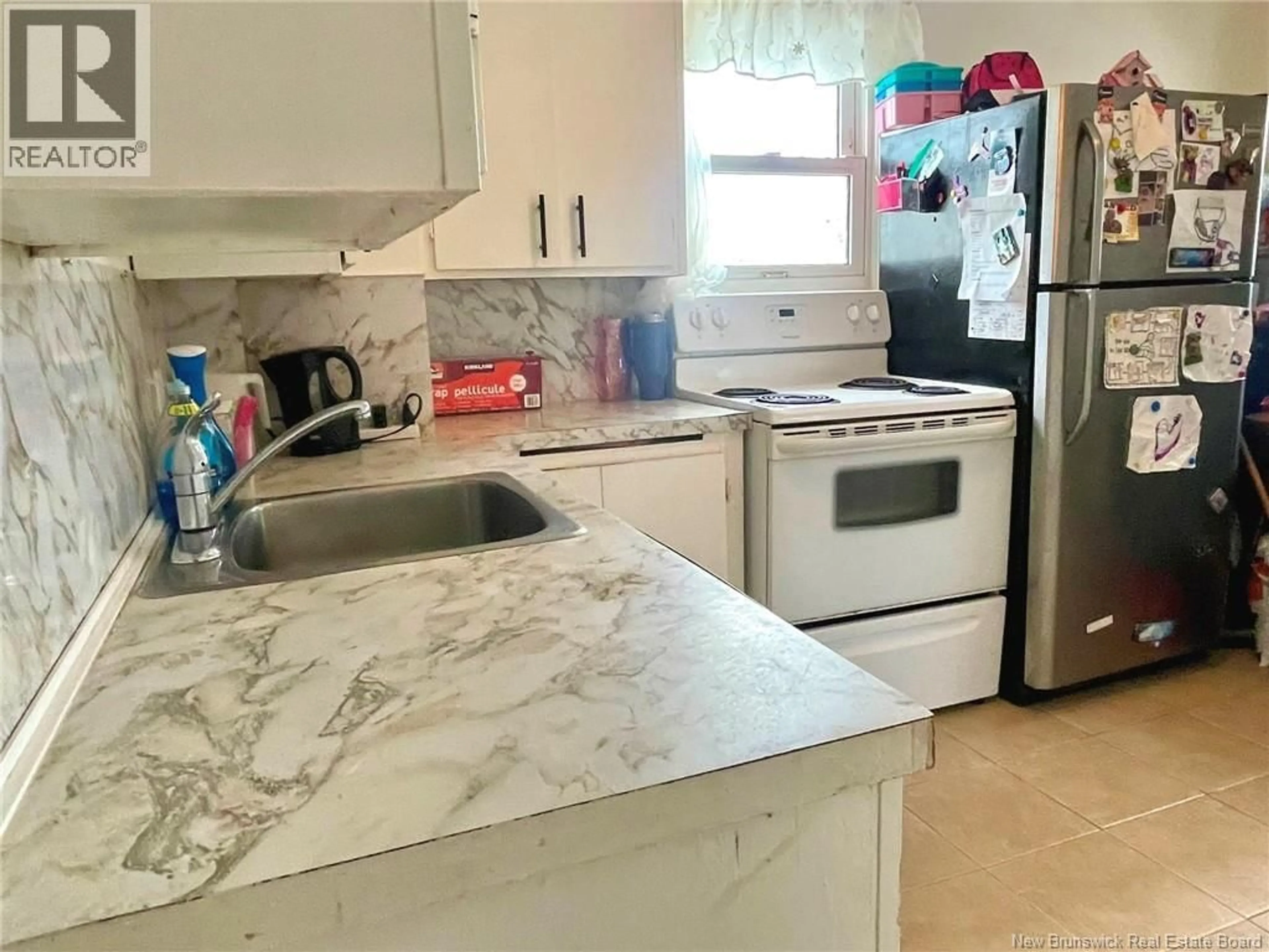 Standard kitchen, ceramic/tile floor for 46 NORTH STREET, Moncton New Brunswick E1C5X6