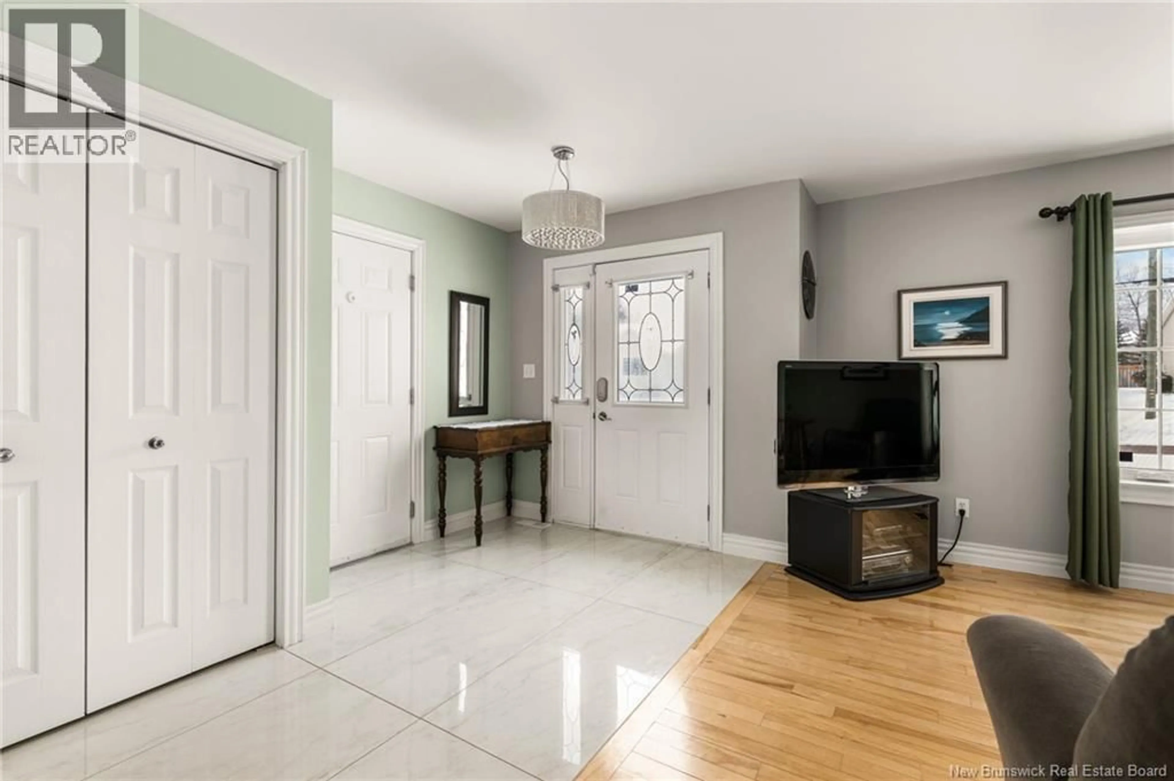 Indoor entryway for 500 CONCORDE STREET, Moncton New Brunswick E1A8X1