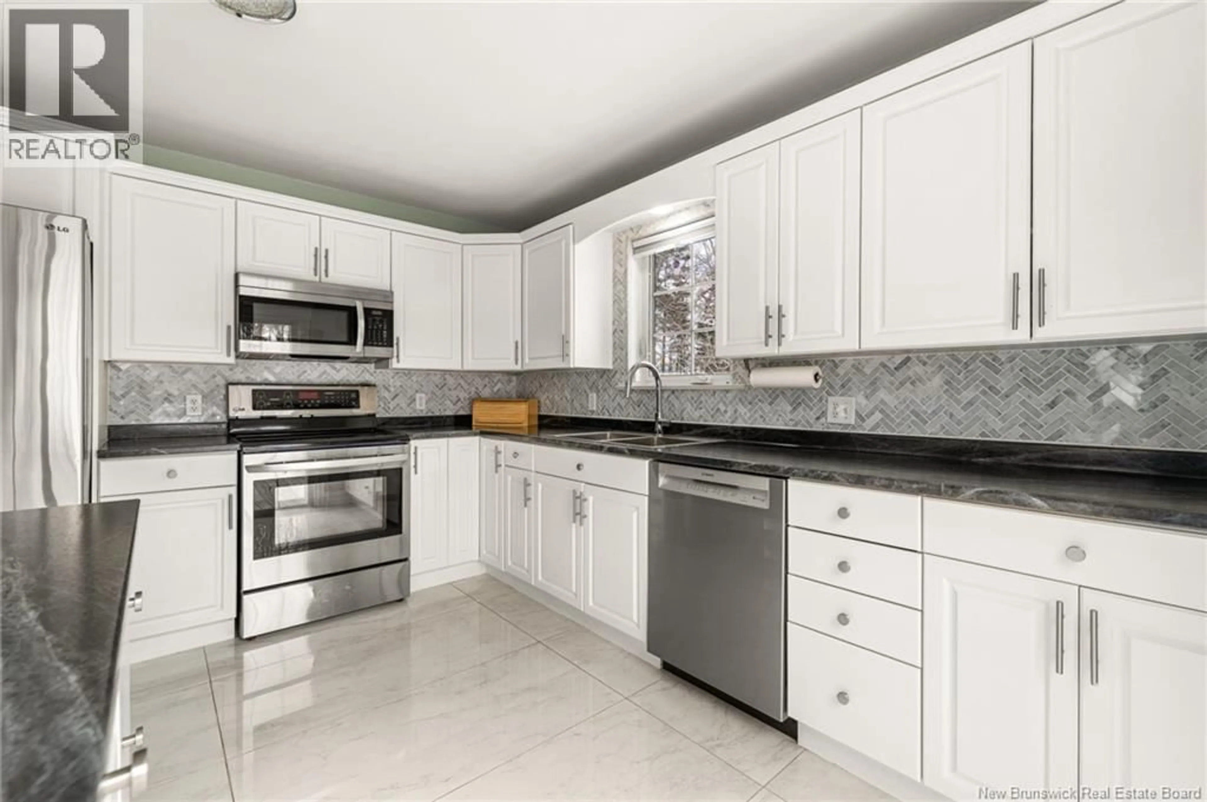 Unknown for 500 CONCORDE STREET, Moncton New Brunswick E1A8X1