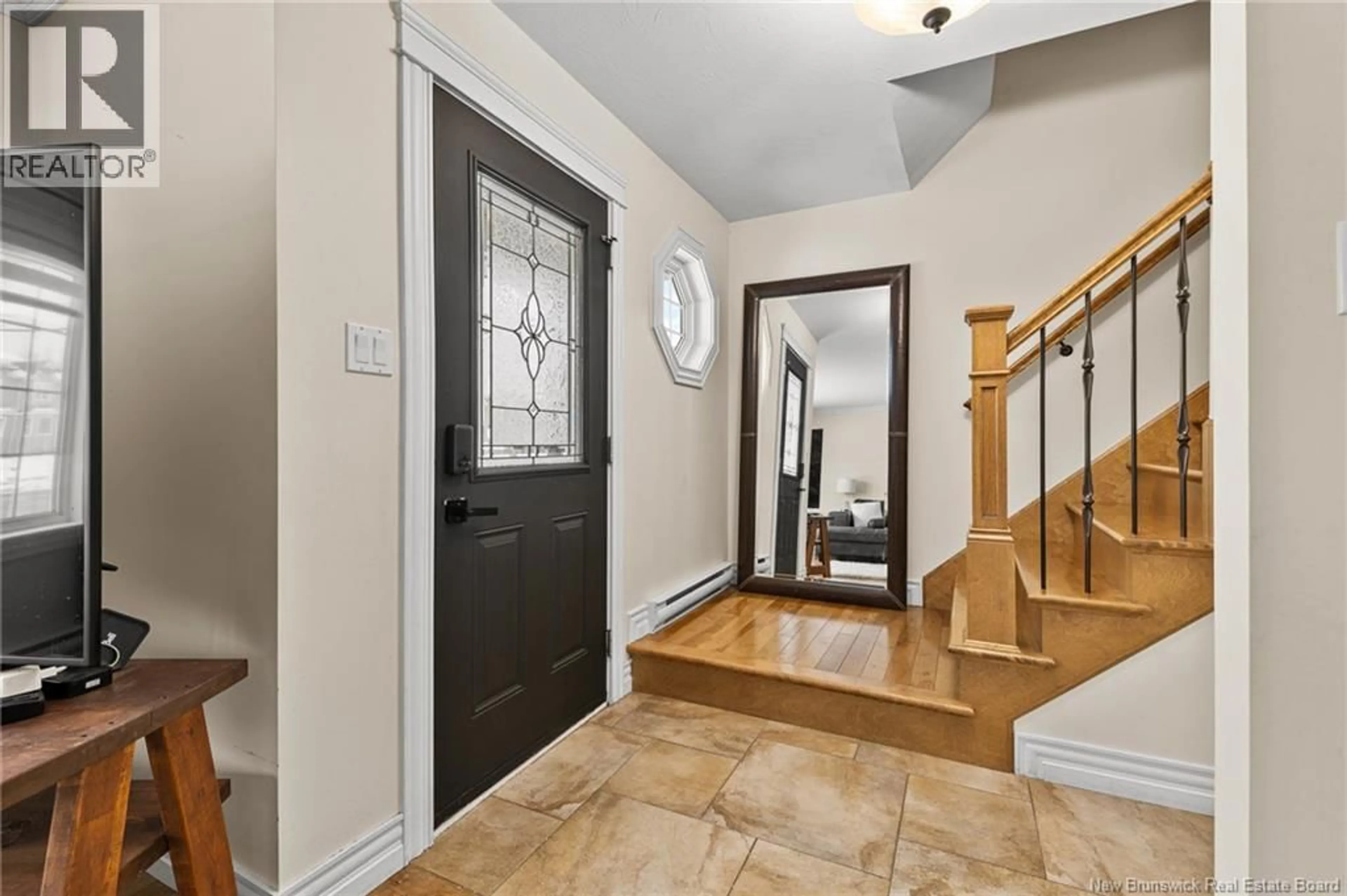 Indoor entryway for 94 PEBBLE CREEK WAY, Moncton New Brunswick E1E0C8
