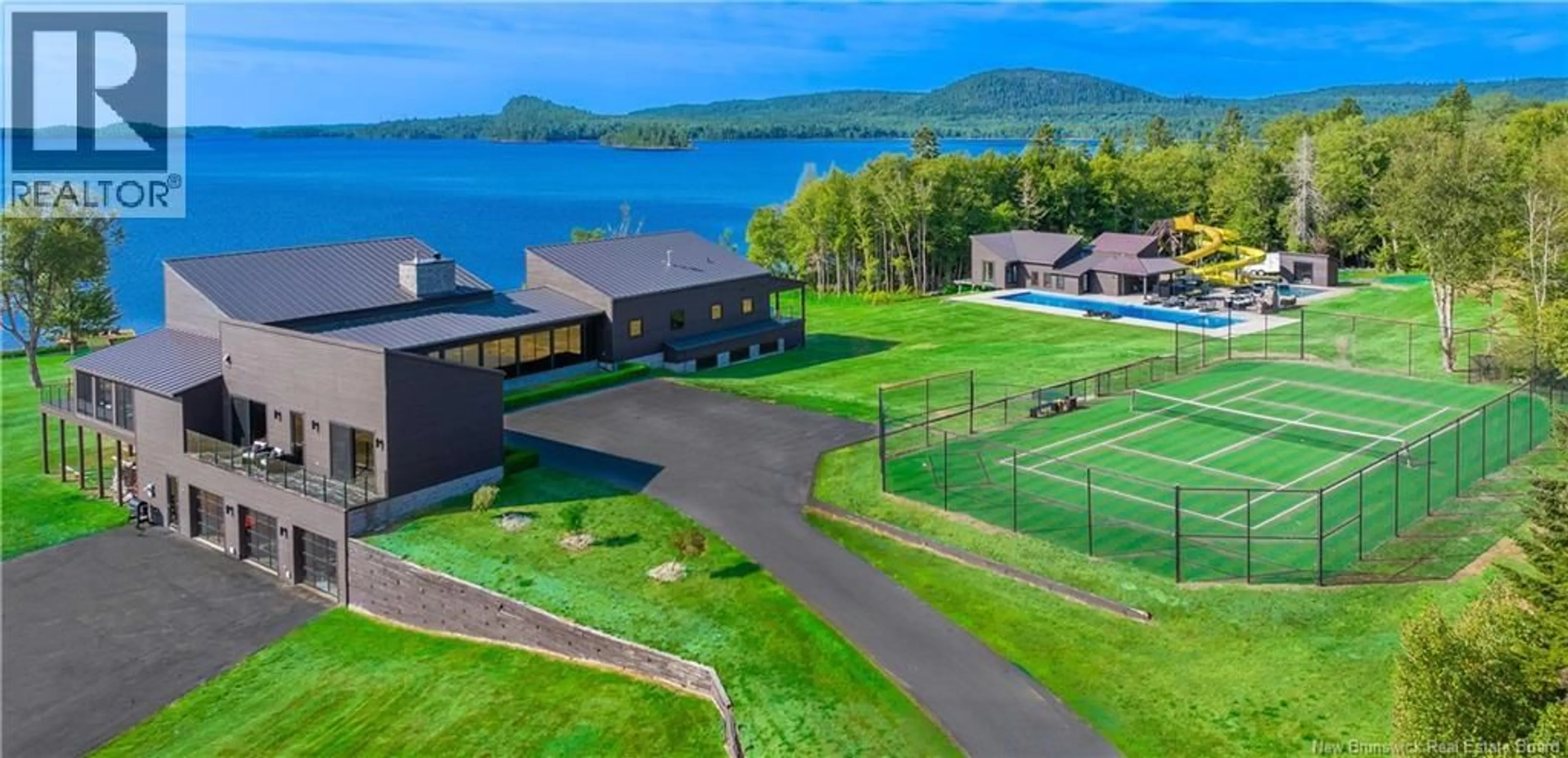 A pic from outside/outdoor area/front of a property/back of a property/a pic from drone, water/lake/river/ocean view for 1191 ROUTE 785, Utopia New Brunswick E5C2L3