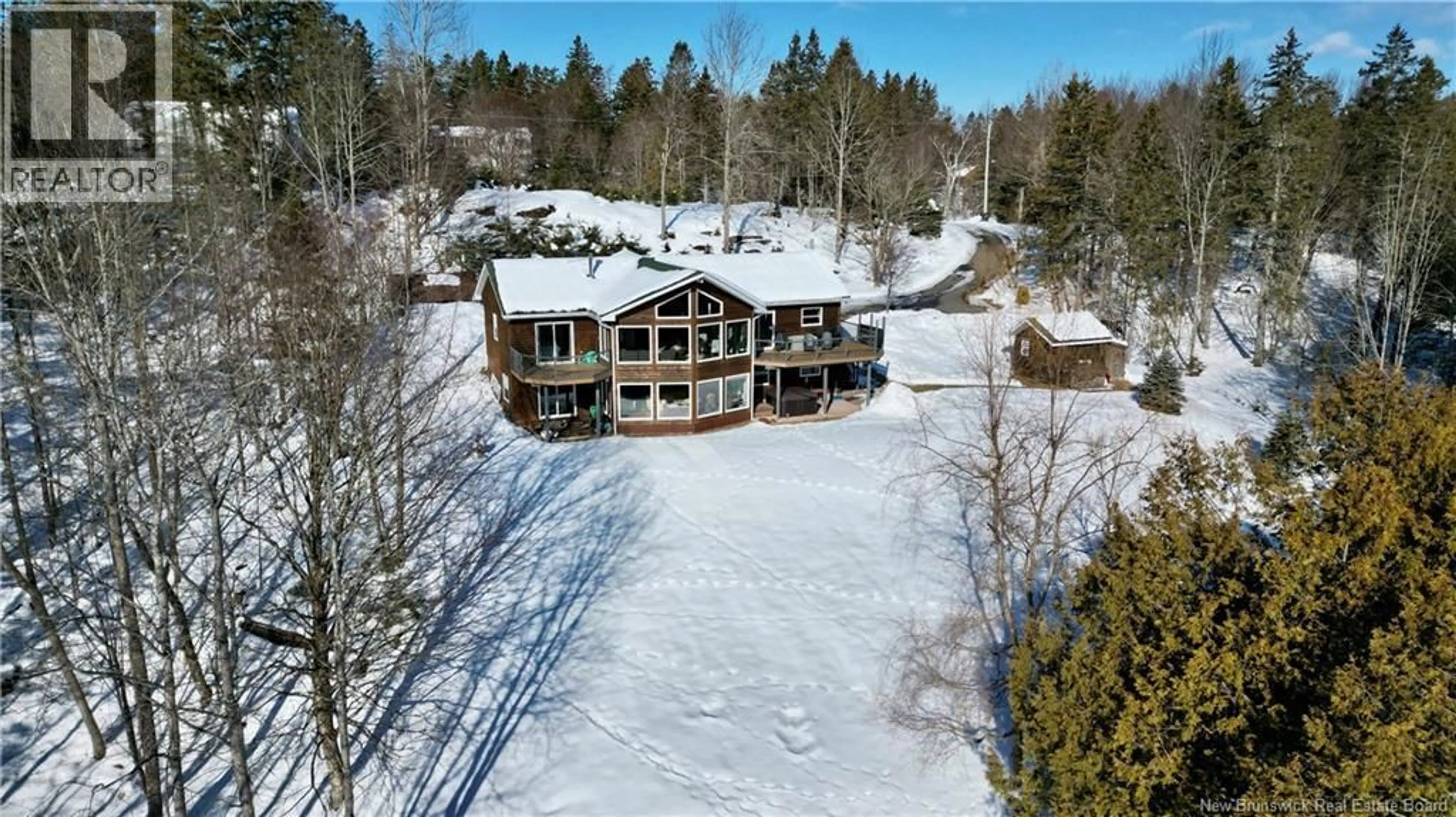 A pic from outside/outdoor area/front of a property/back of a property/a pic from drone, water/lake/river/ocean view for 17 BELL AVENUE, Darlings Island New Brunswick E5N6R5