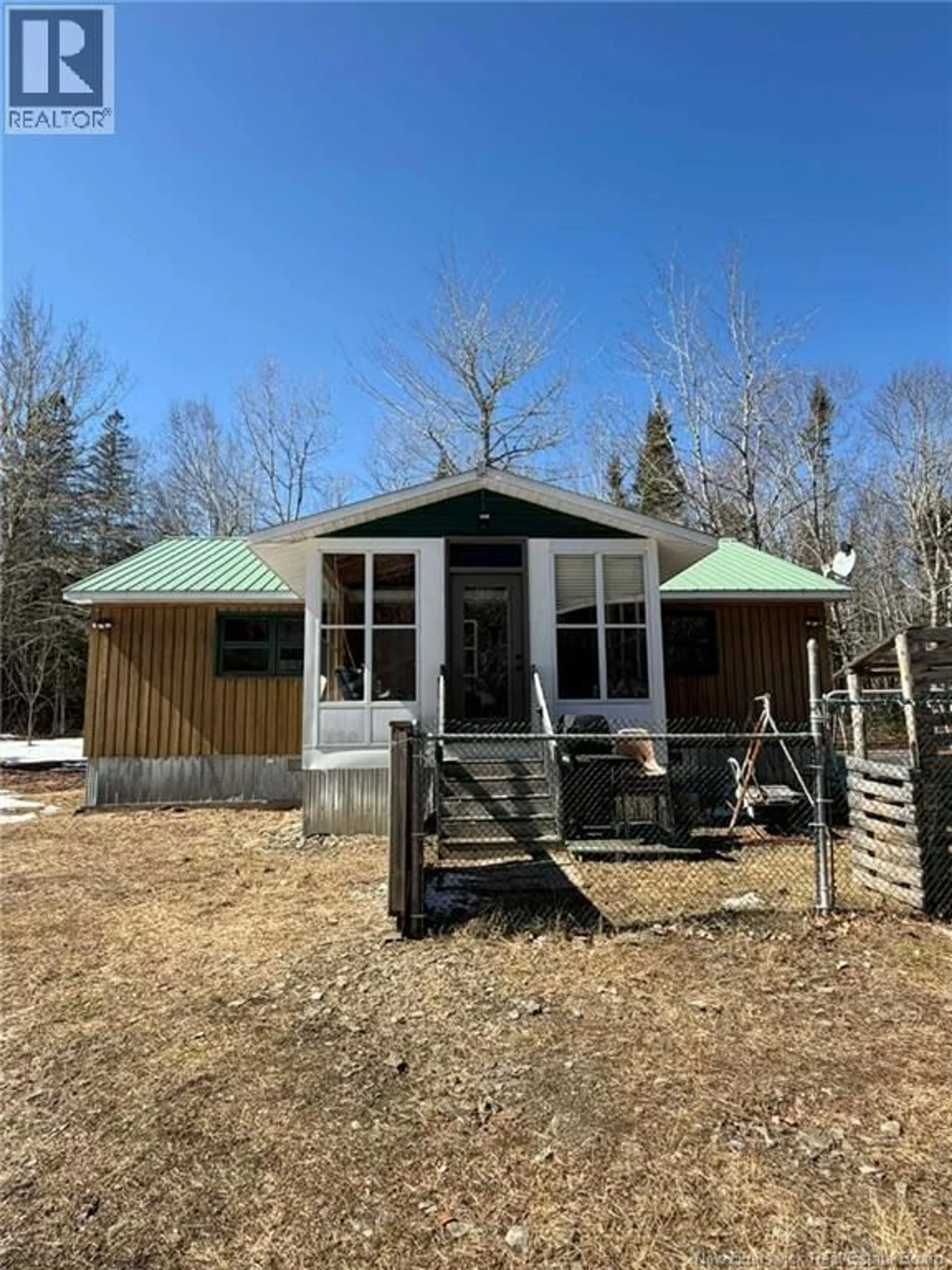 Shed for 140 PINE TREE LANE, Hunters Home New Brunswick E4C3J6