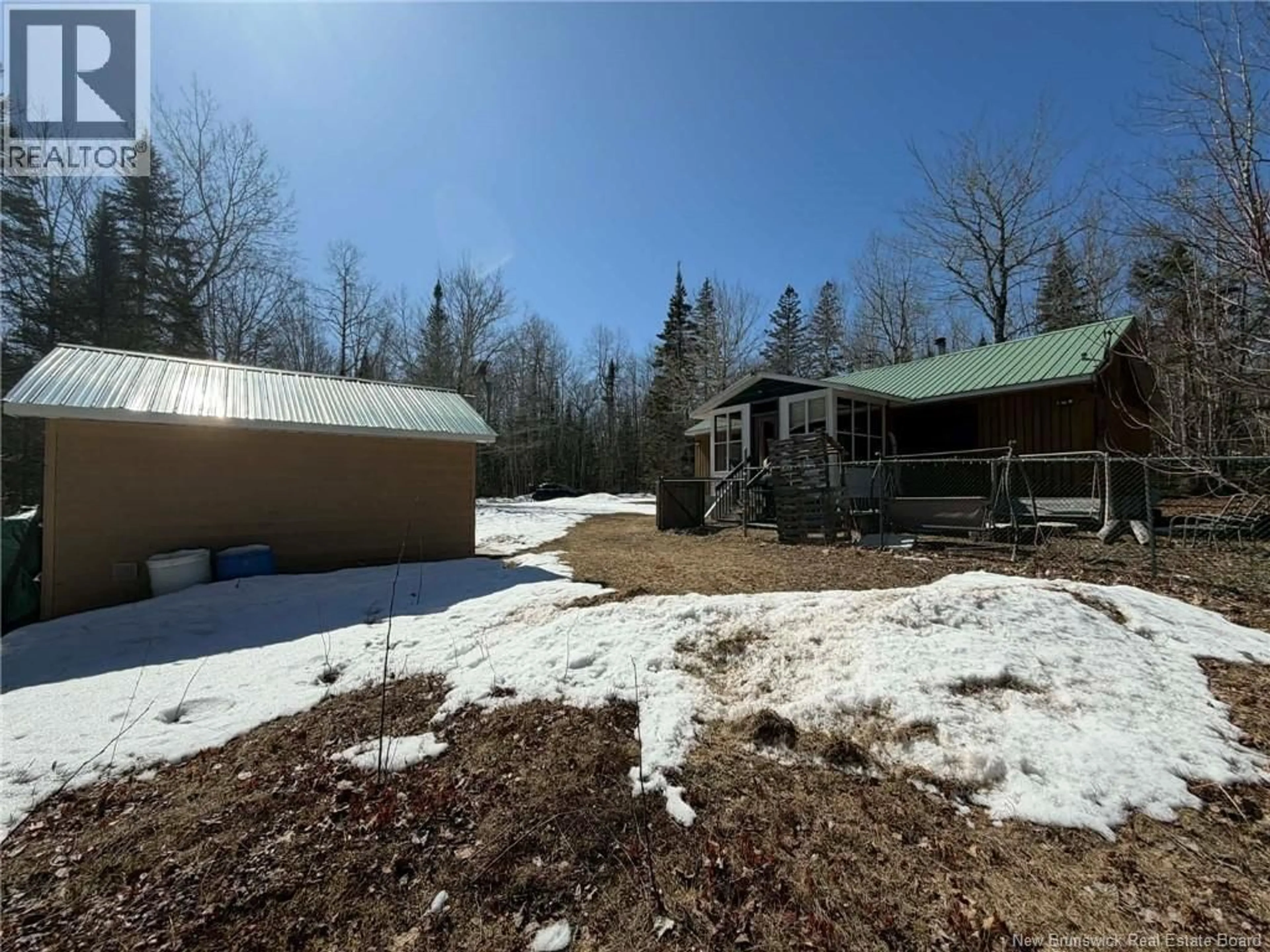 A pic from outside/outdoor area/front of a property/back of a property/a pic from drone, unknown for 140 PINE TREE LANE, Hunters Home New Brunswick E4C3J6