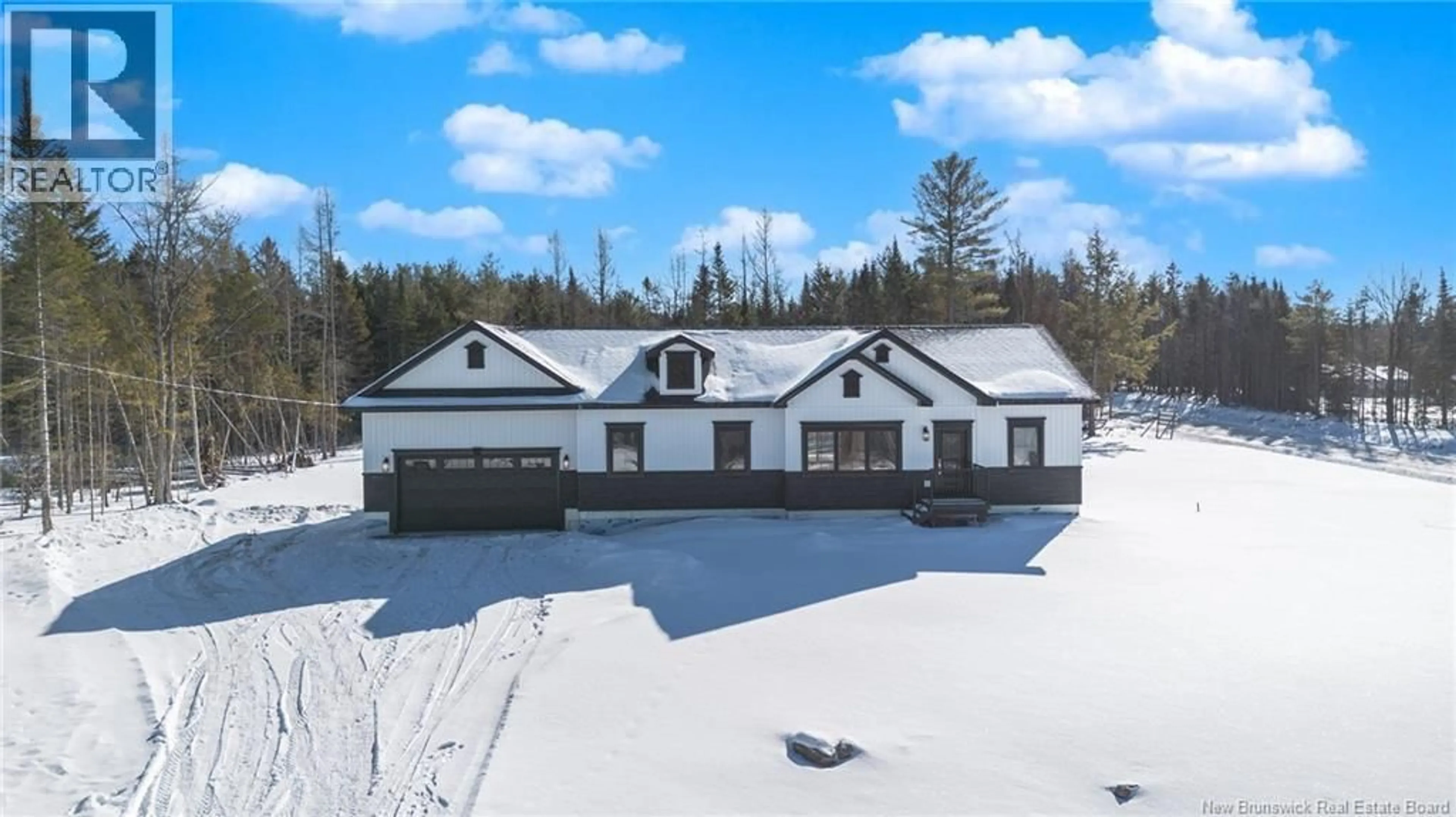 A pic from outside/outdoor area/front of a property/back of a property/a pic from drone, unknown for 46 SANDLEWOOD LANE, Douglas New Brunswick E3A0E7