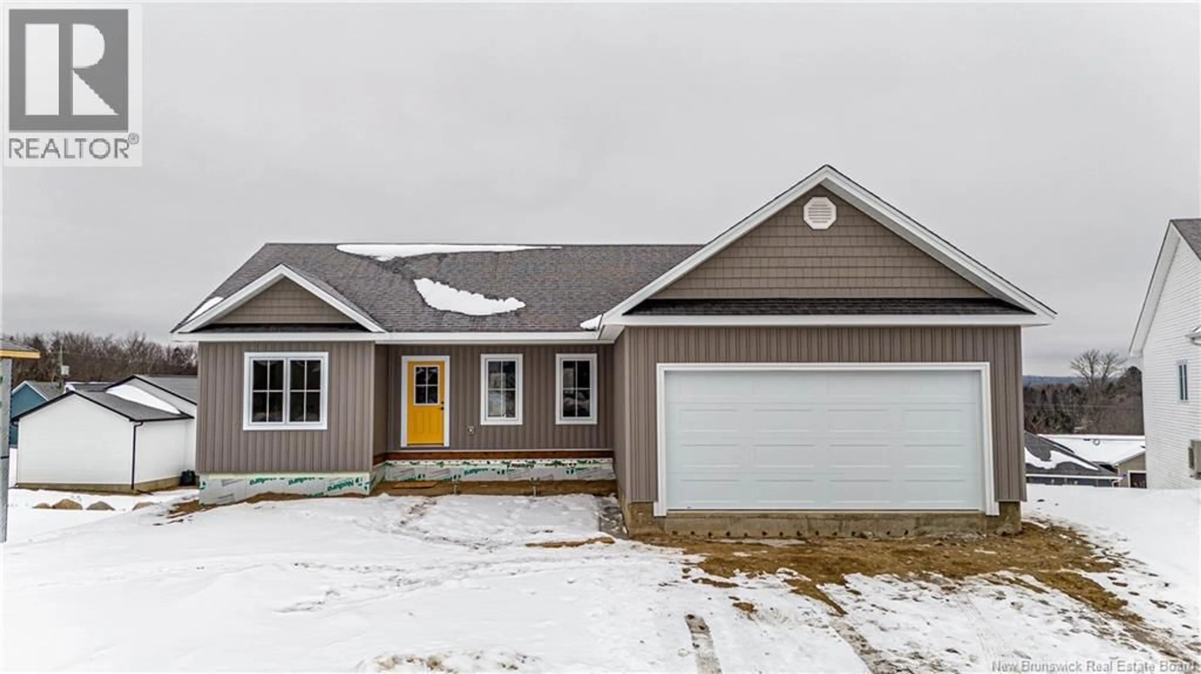 Home with vinyl exterior material, street for 13 GEYSSEN COURT, Fredericton New Brunswick E3G0K8