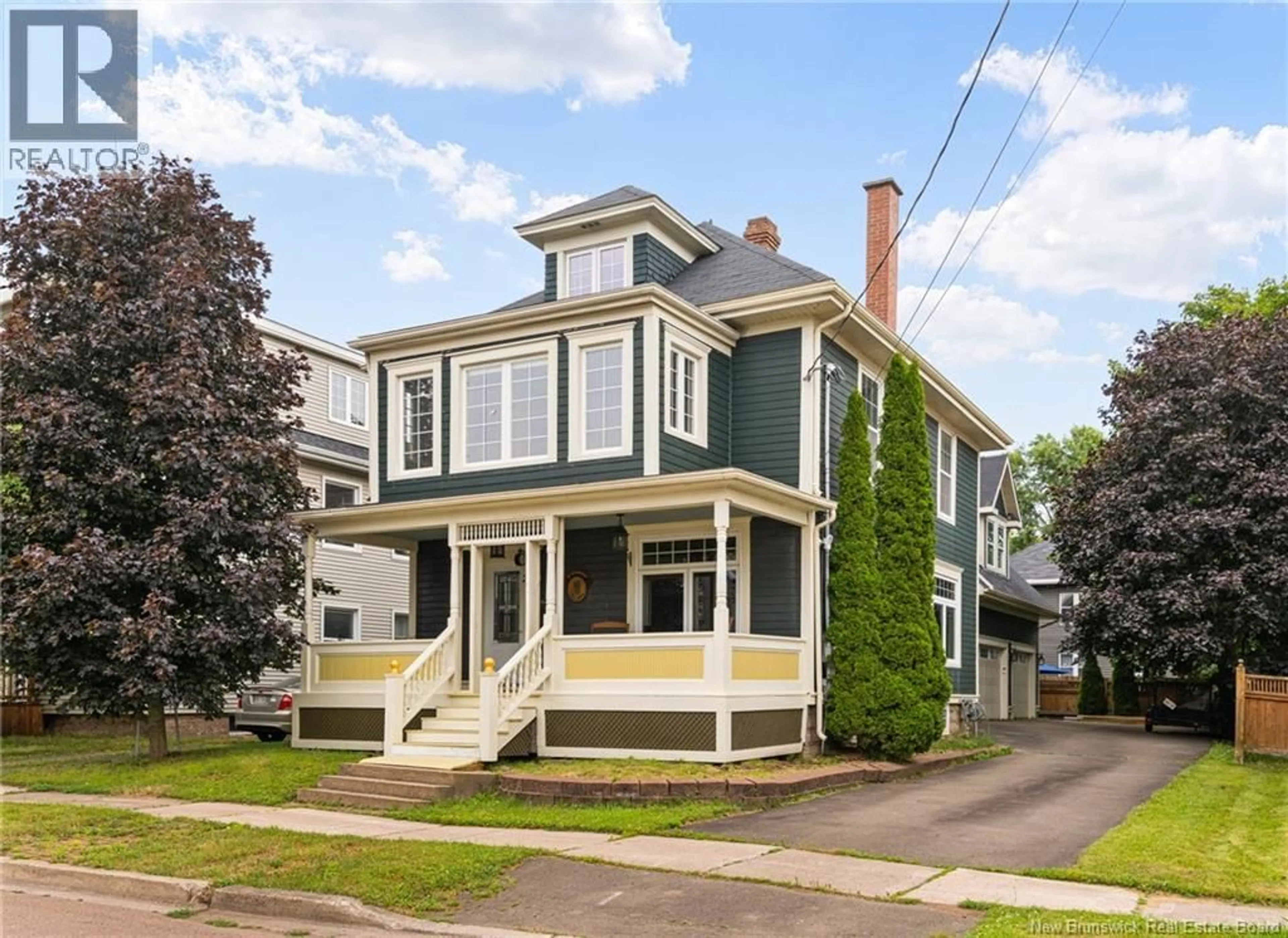 Home with vinyl exterior material, street for 29 NORWOOD AVENUE, Moncton New Brunswick E1C6L8