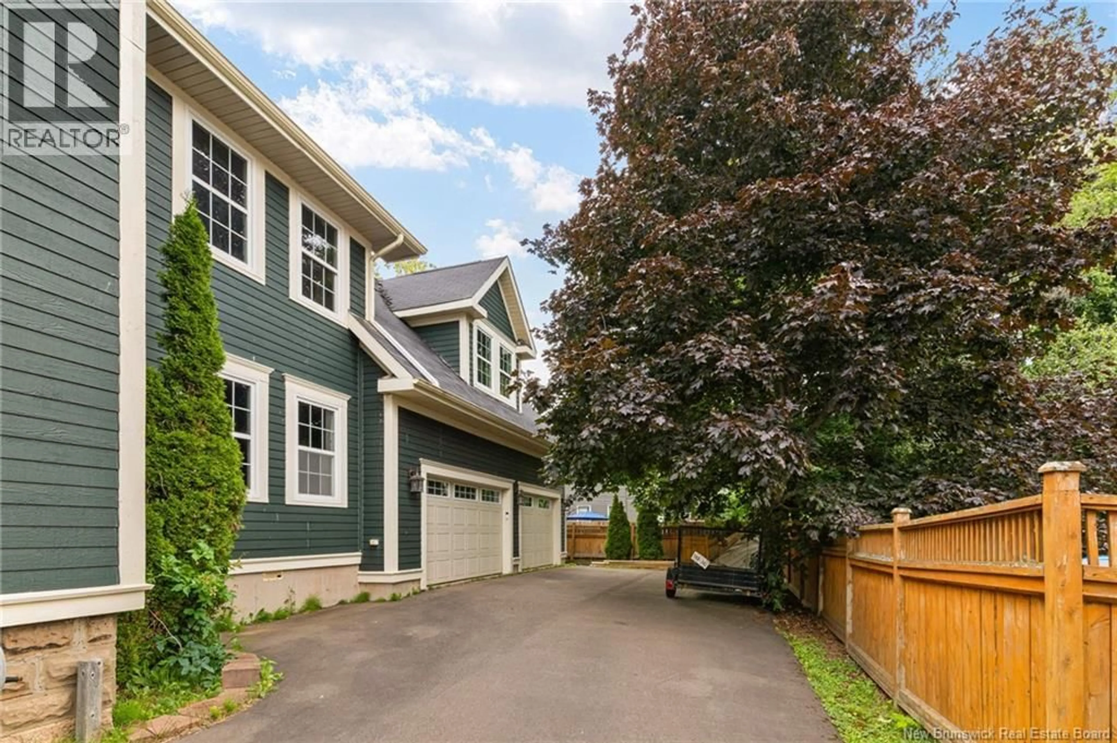 Home with vinyl exterior material, street for 29 NORWOOD AVENUE, Moncton New Brunswick E1C6L8