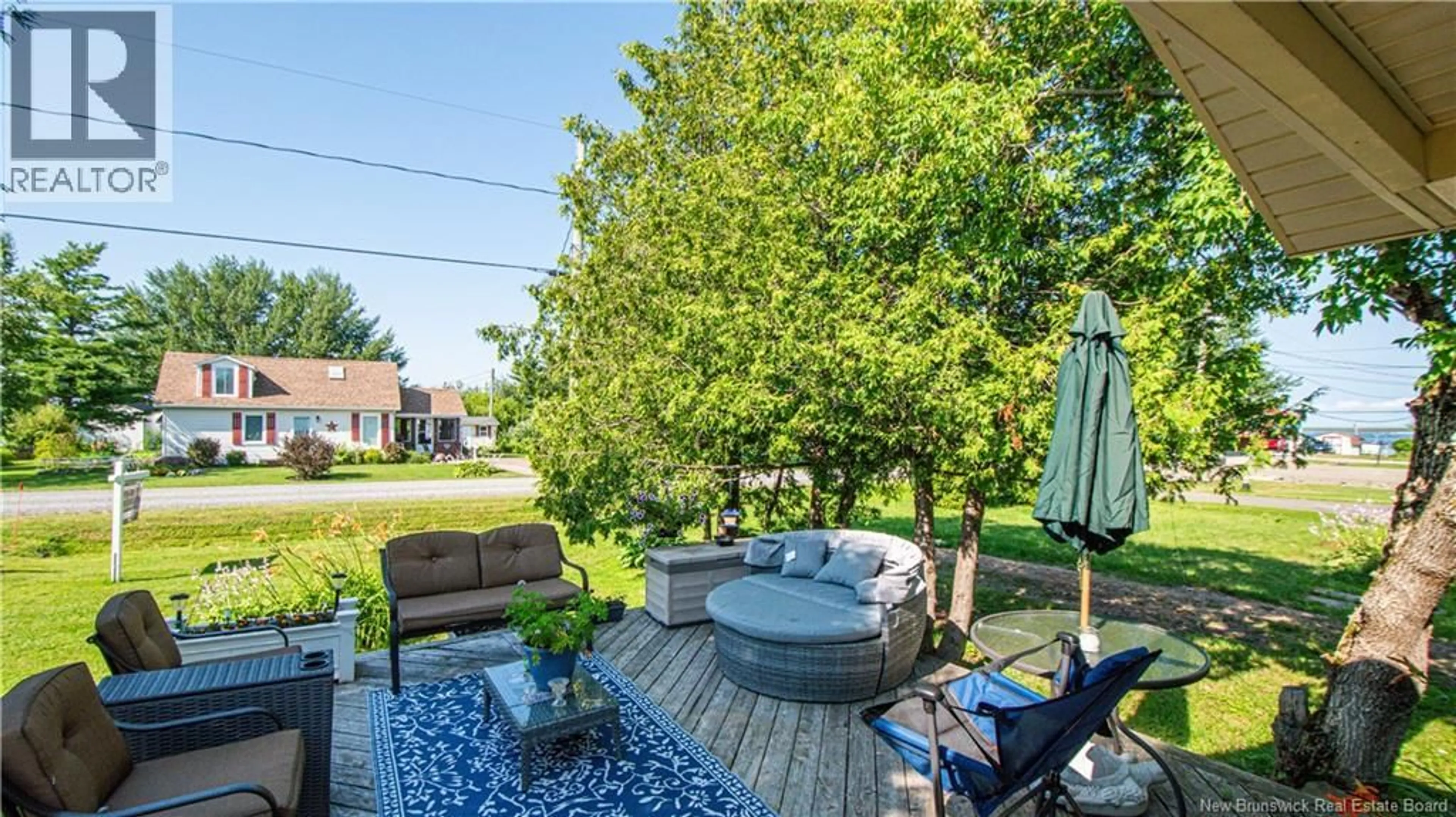 Patio, street for 52 BRAY BOULEVARD, Cocagne New Brunswick E4R2G4