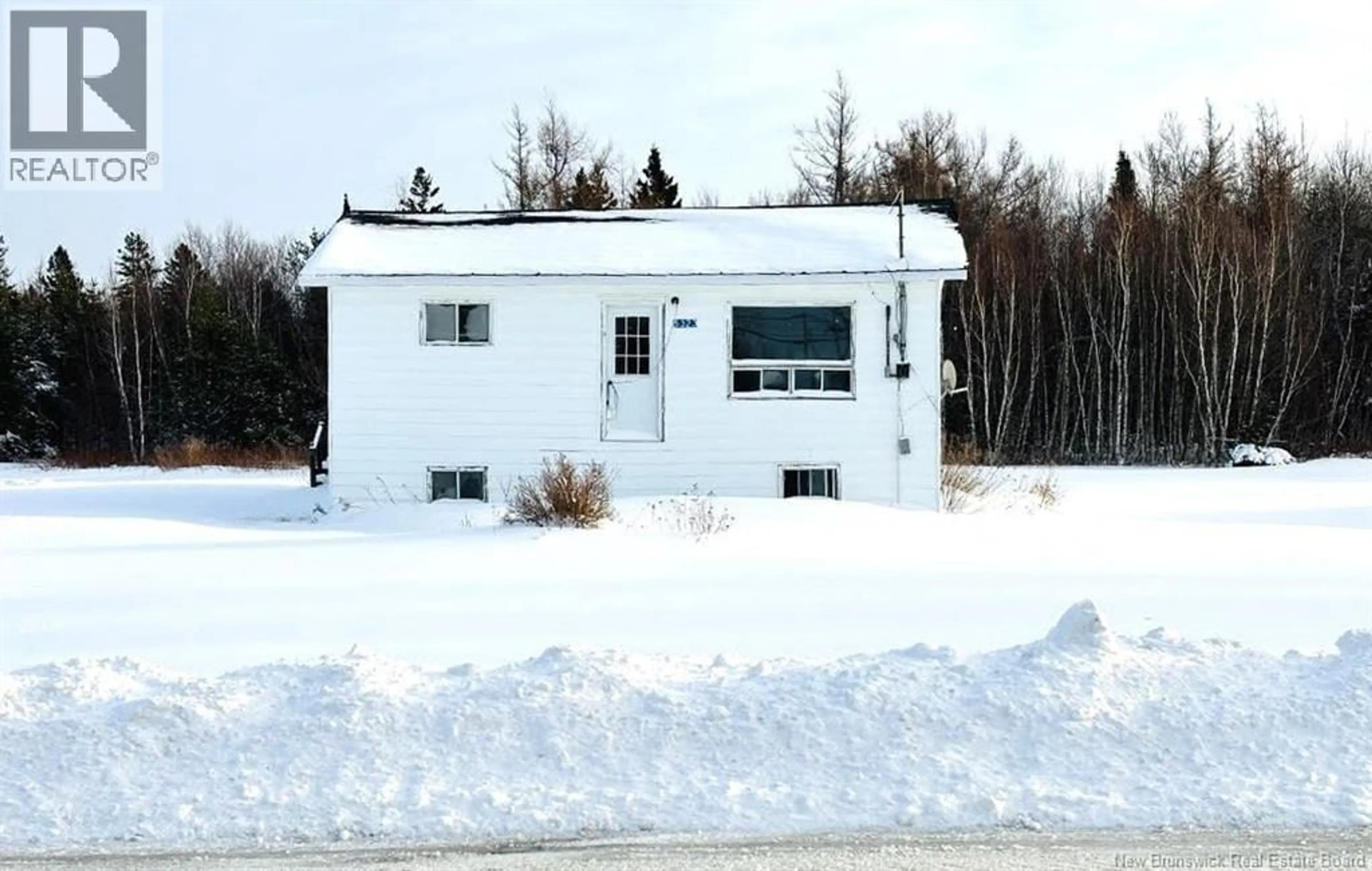 Shed for 5323 ROUTE 117, Baie-Sainte-Anne New Brunswick E9A1E4
