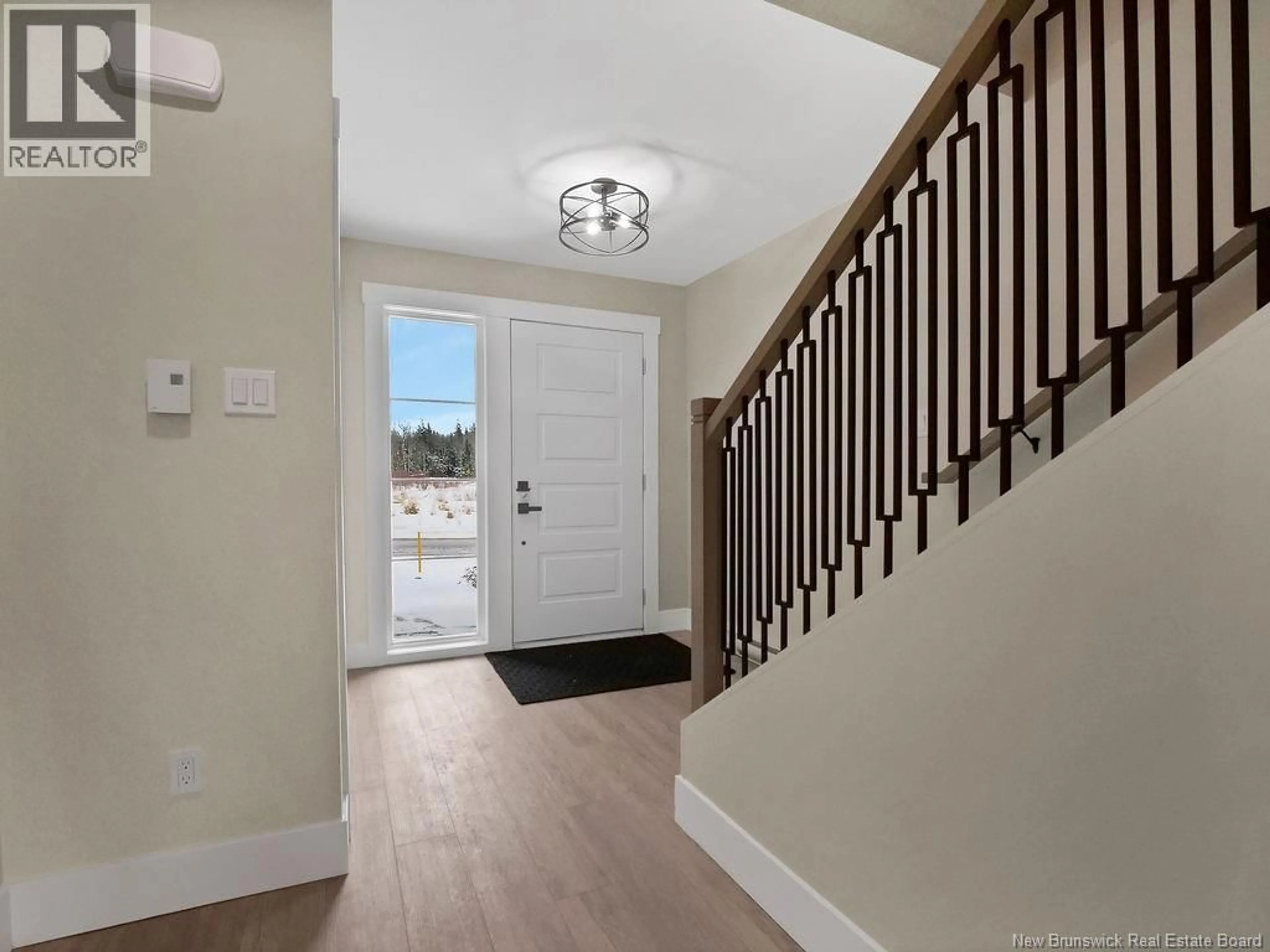 Indoor entryway for 124 EDINGTON STREET, Moncton New Brunswick E1E0C6