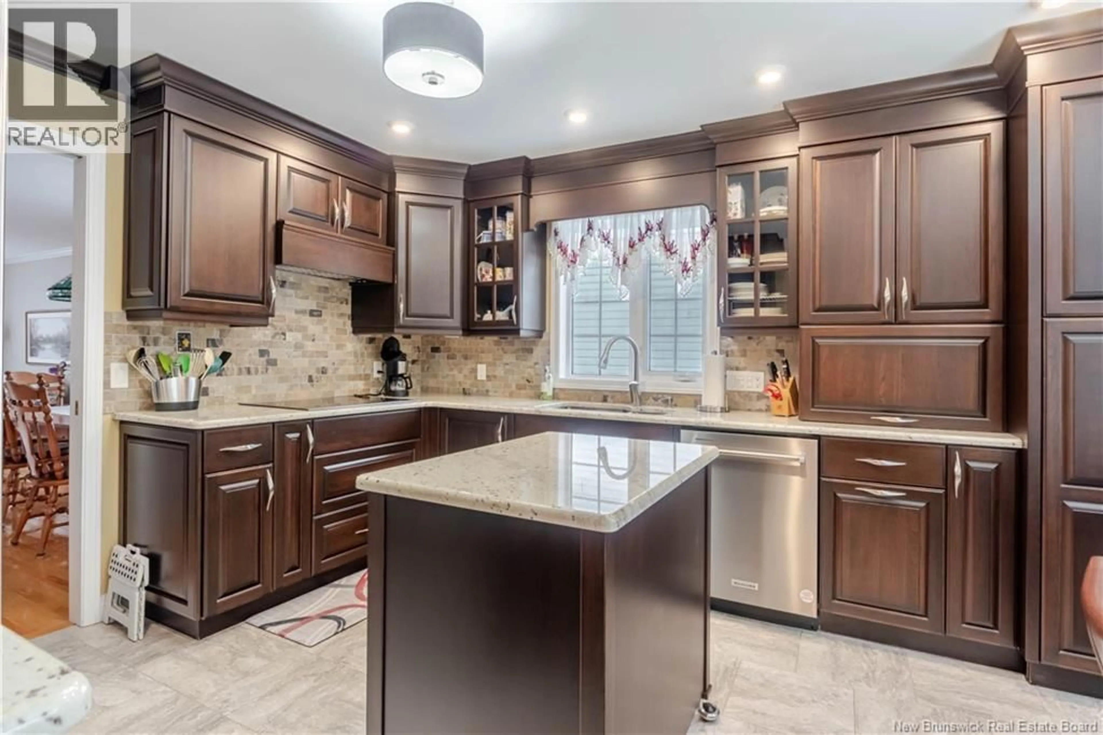 Contemporary kitchen, ceramic/tile floor for 32 BARBARA COURT, Fredericton New Brunswick E3B7G6