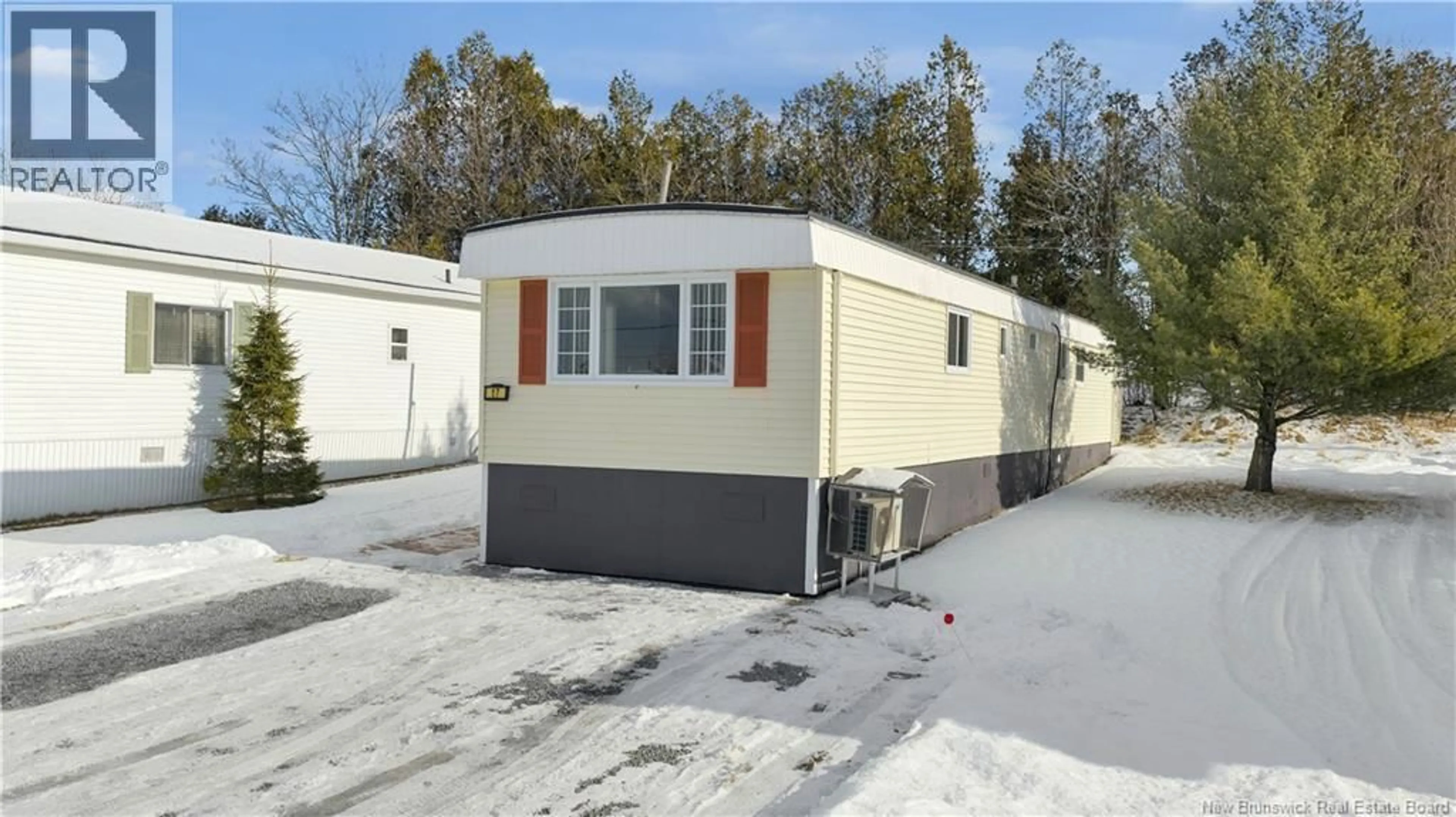 Unknown for 17 TULIP STREET, Saint John New Brunswick E2M5M3