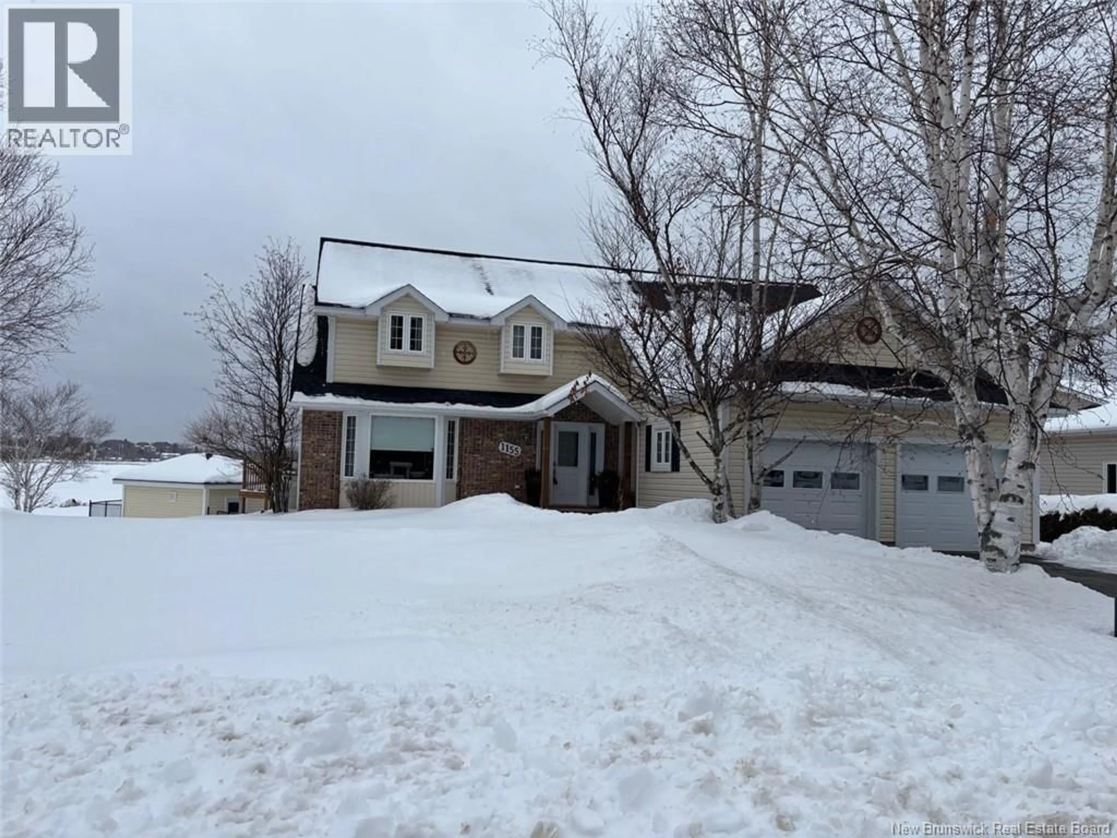 A pic from outside/outdoor area/front of a property/back of a property/a pic from drone, street for 1155 STACEY MILLS CRESCENT, Bathurst New Brunswick E2A4W9