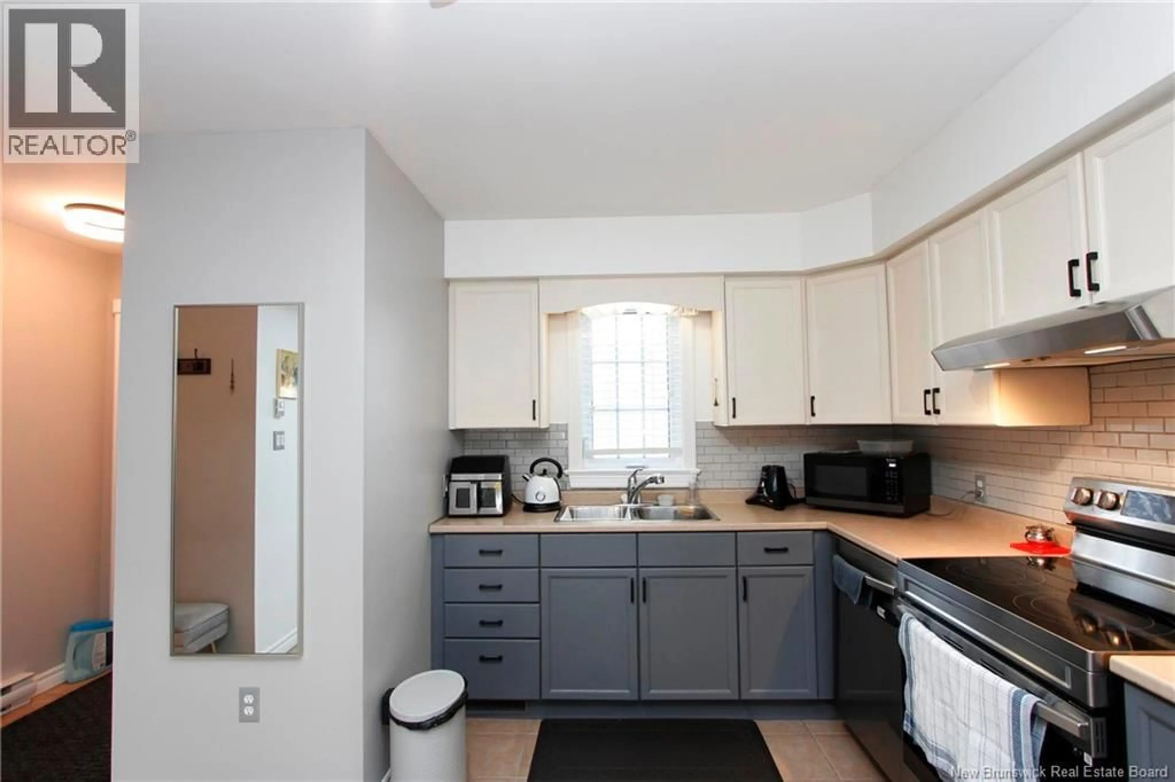 Standard kitchen, unknown for 2 - 500 RIVERSIDE DRIVE DRIVE, Fredericton New Brunswick E3A8C2