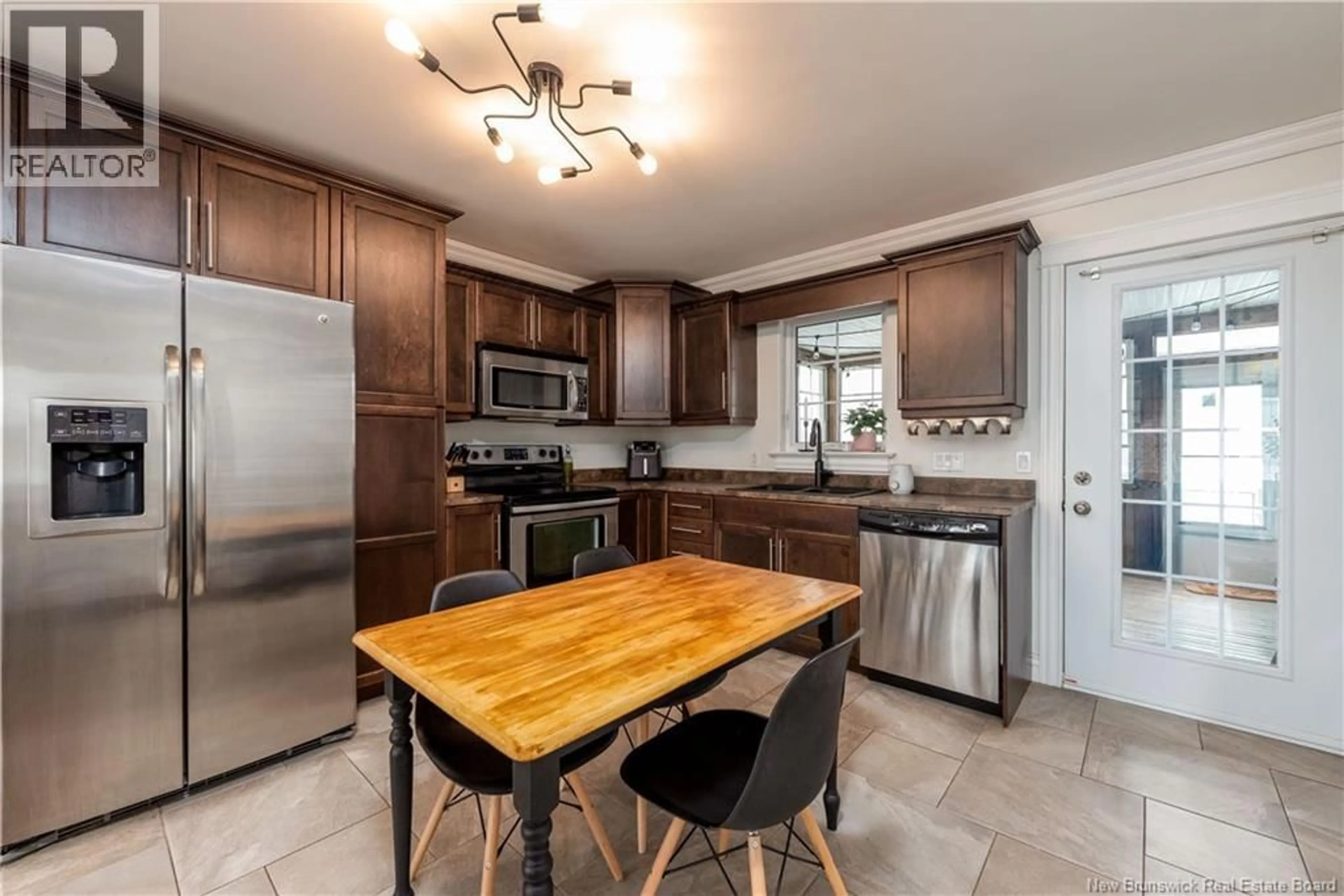 Open concept kitchen, unknown for 73 LAKEBURN AVENUE, Dieppe New Brunswick E1A0Y8