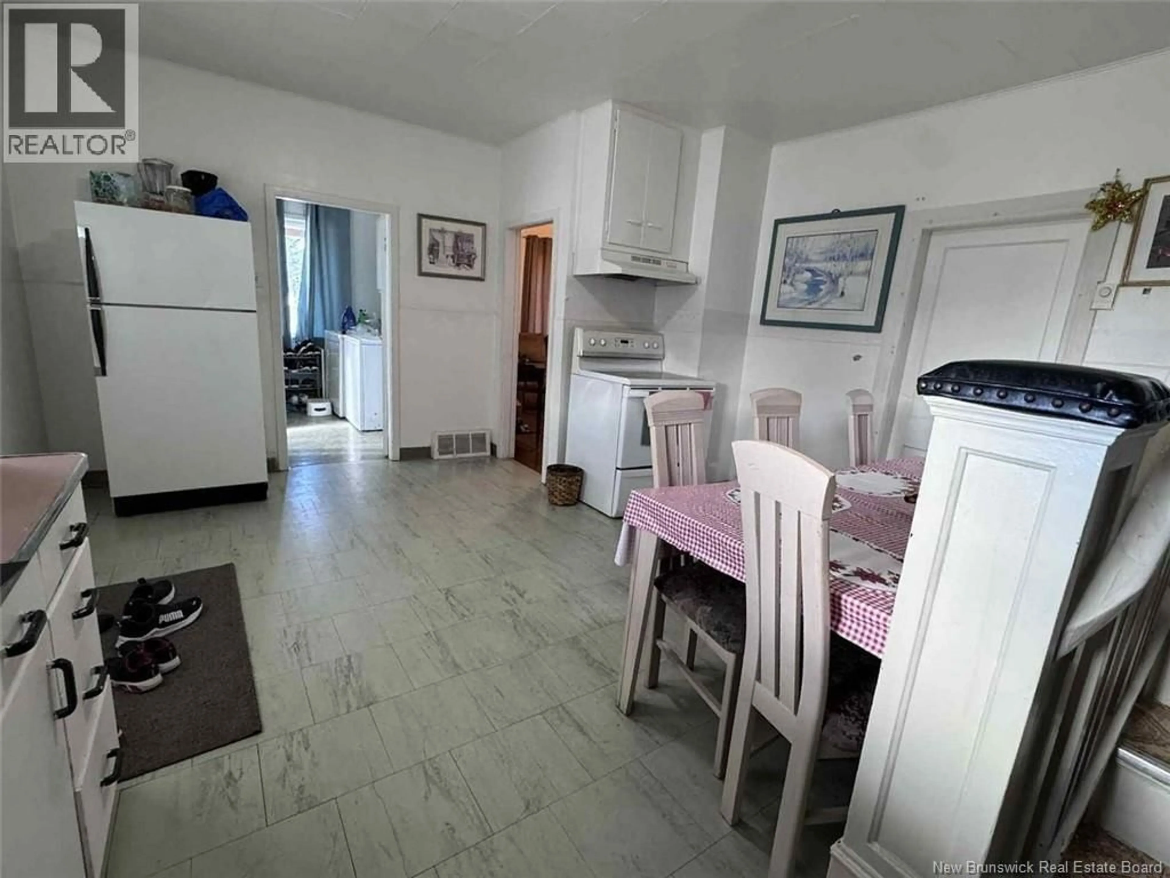 Dining room, unknown for 9 MARTIN STREET, Edmundston New Brunswick E3V2L8