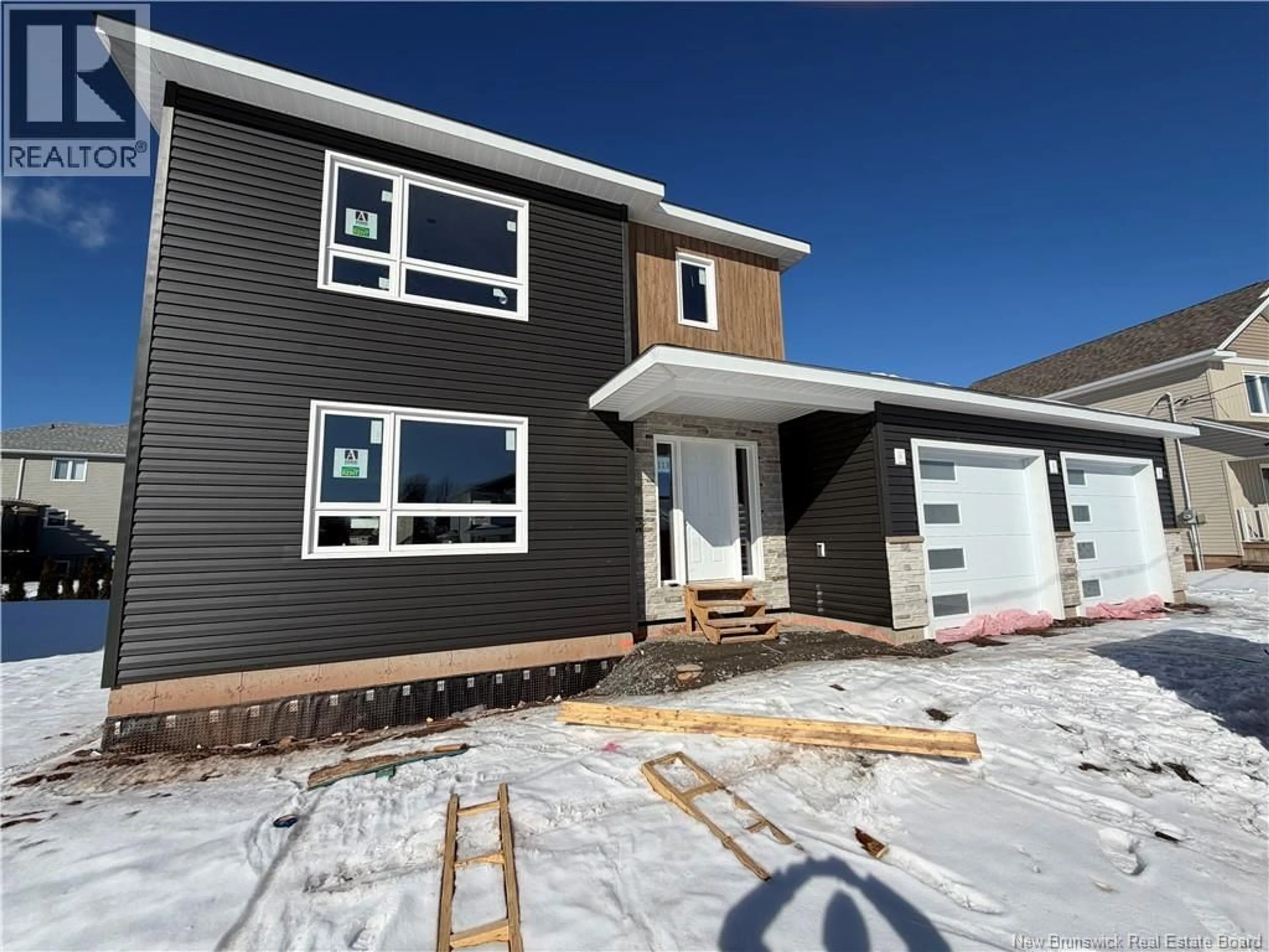 Home with vinyl exterior material, unknown for 113 OAKFIELD DRIVE, Riverview New Brunswick E1B0S7