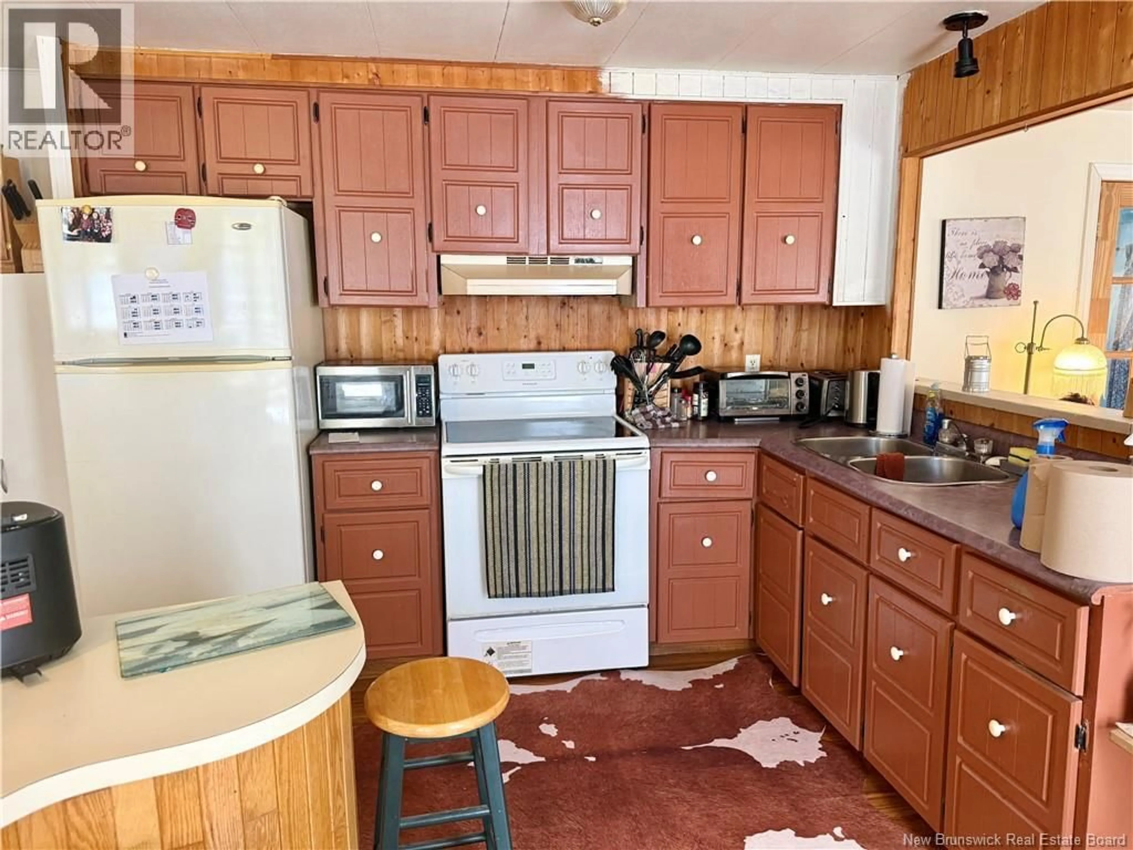 Standard kitchen, unknown for 125 ROUTE 134, Petit-Rocher New Brunswick E8J2G7