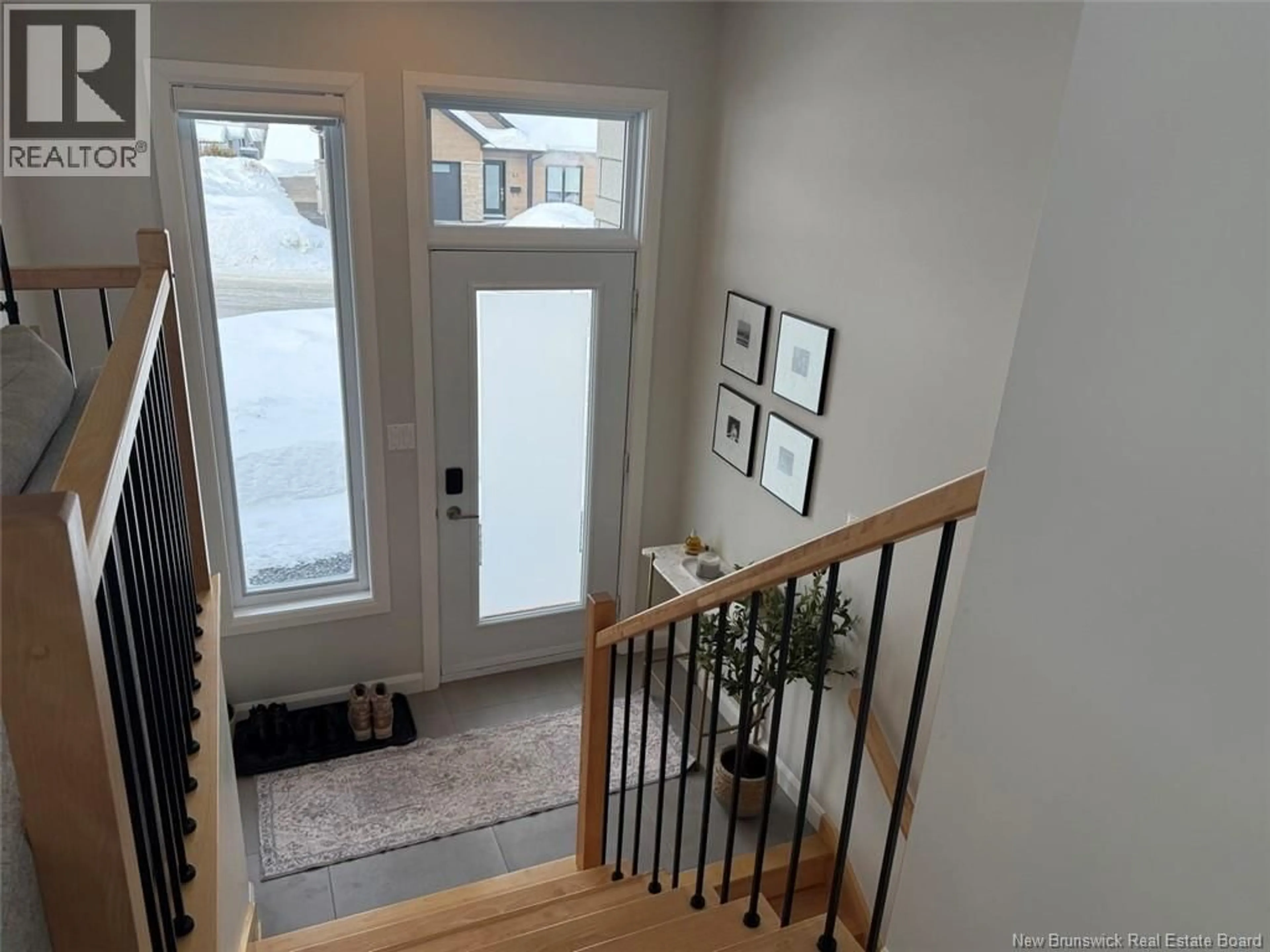 Indoor entryway for 44 VOLPÉ STREET, Edmundston New Brunswick E3V4A1