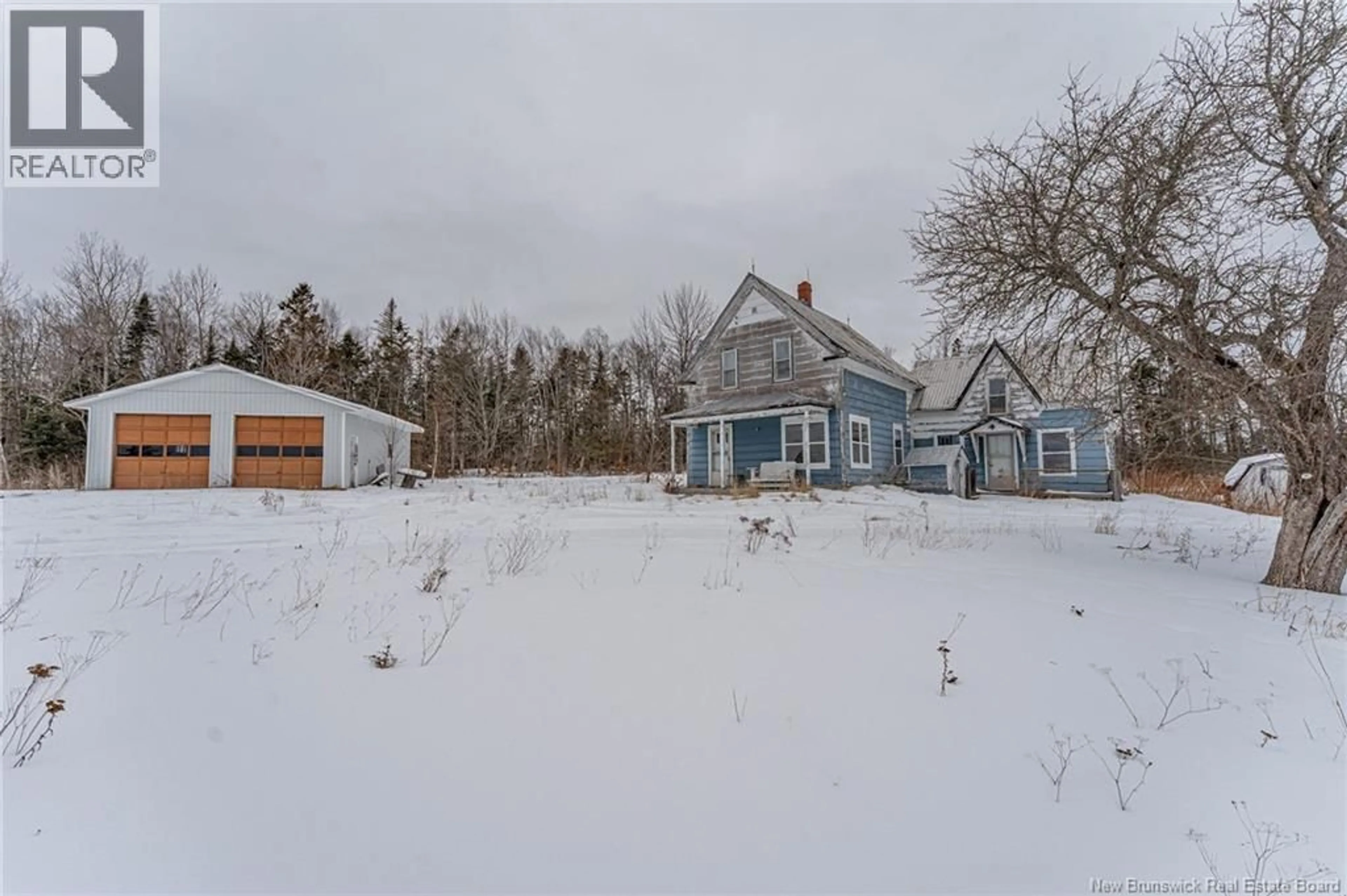 A pic from outside/outdoor area/front of a property/back of a property/a pic from drone, street for 622 ROUTE 635, Lake George New Brunswick E3A1E7