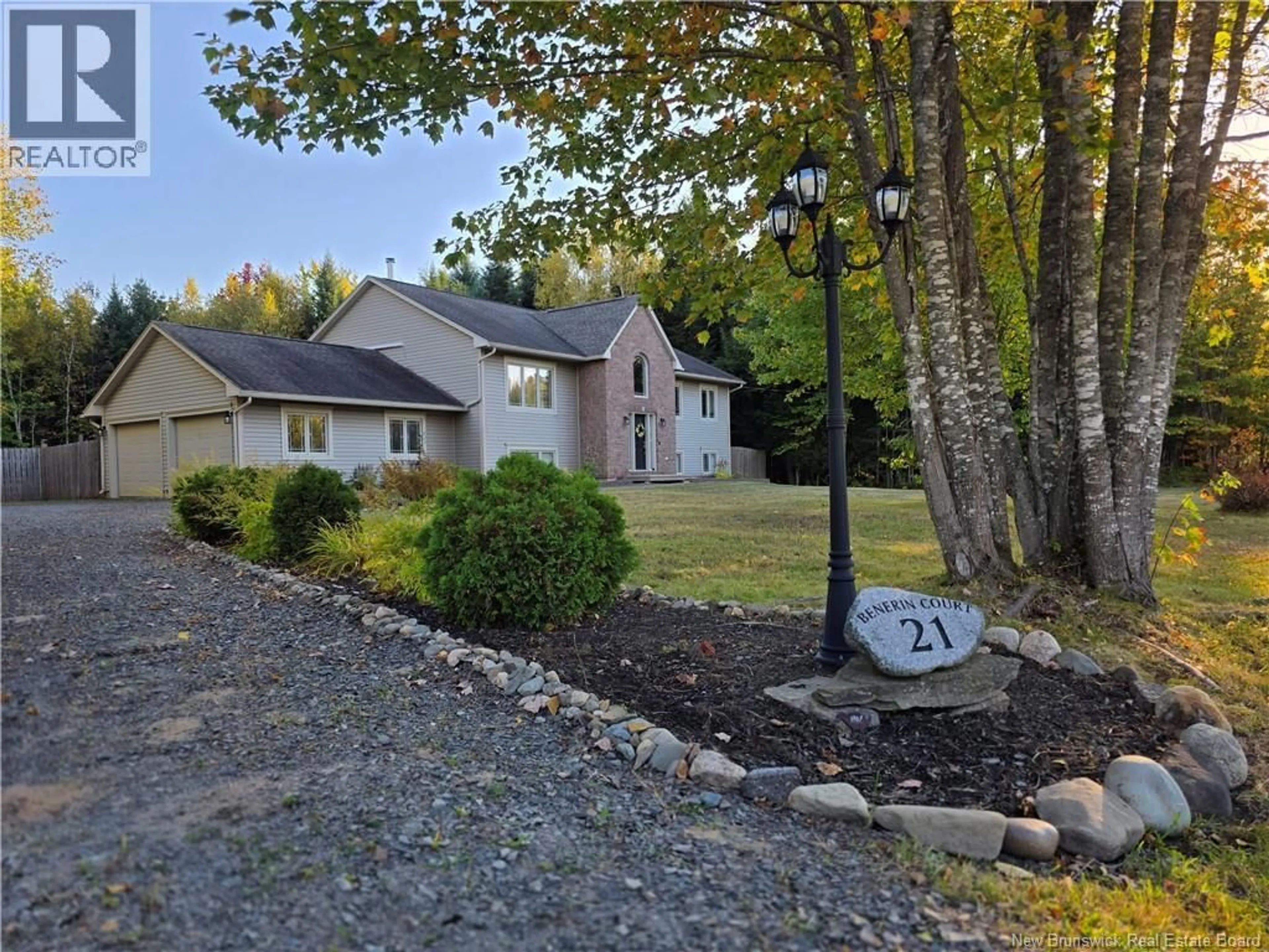 A pic from outside/outdoor area/front of a property/back of a property/a pic from drone, unknown for 21 BENERIN COURT, Lincoln New Brunswick E3B0J6