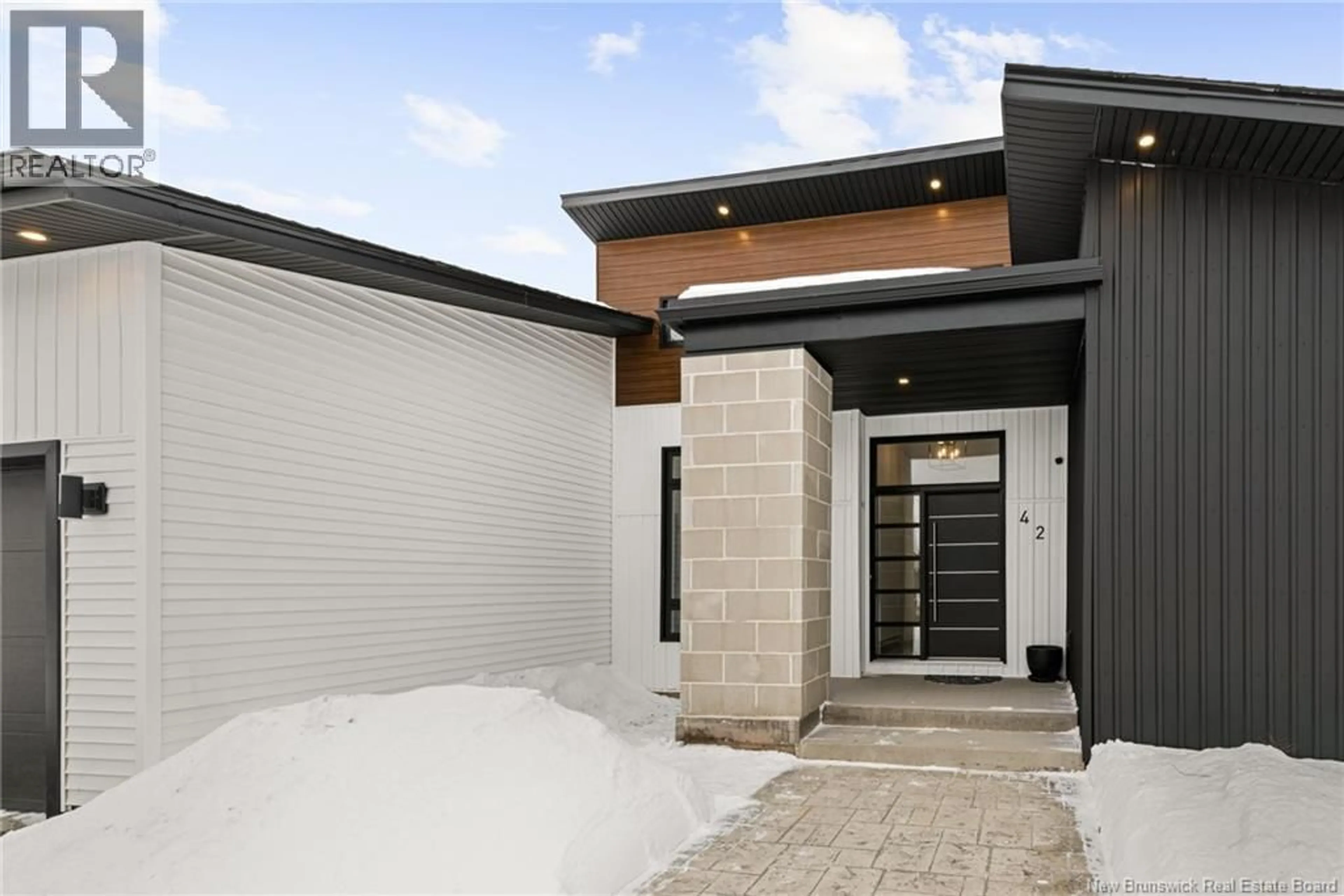 Unknown for 42 KERVIN, Moncton New Brunswick E1H3L5