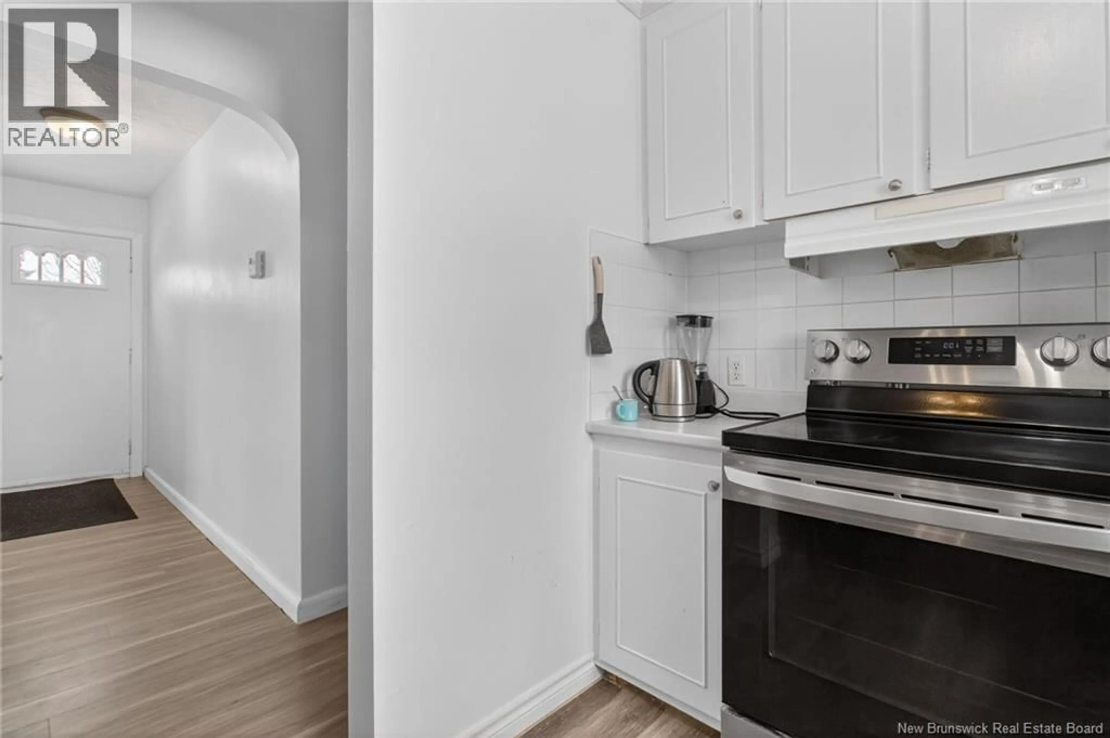 Standard kitchen, unknown for 34 LYNWOOD DRIVE, Moncton New Brunswick E1A3Z7