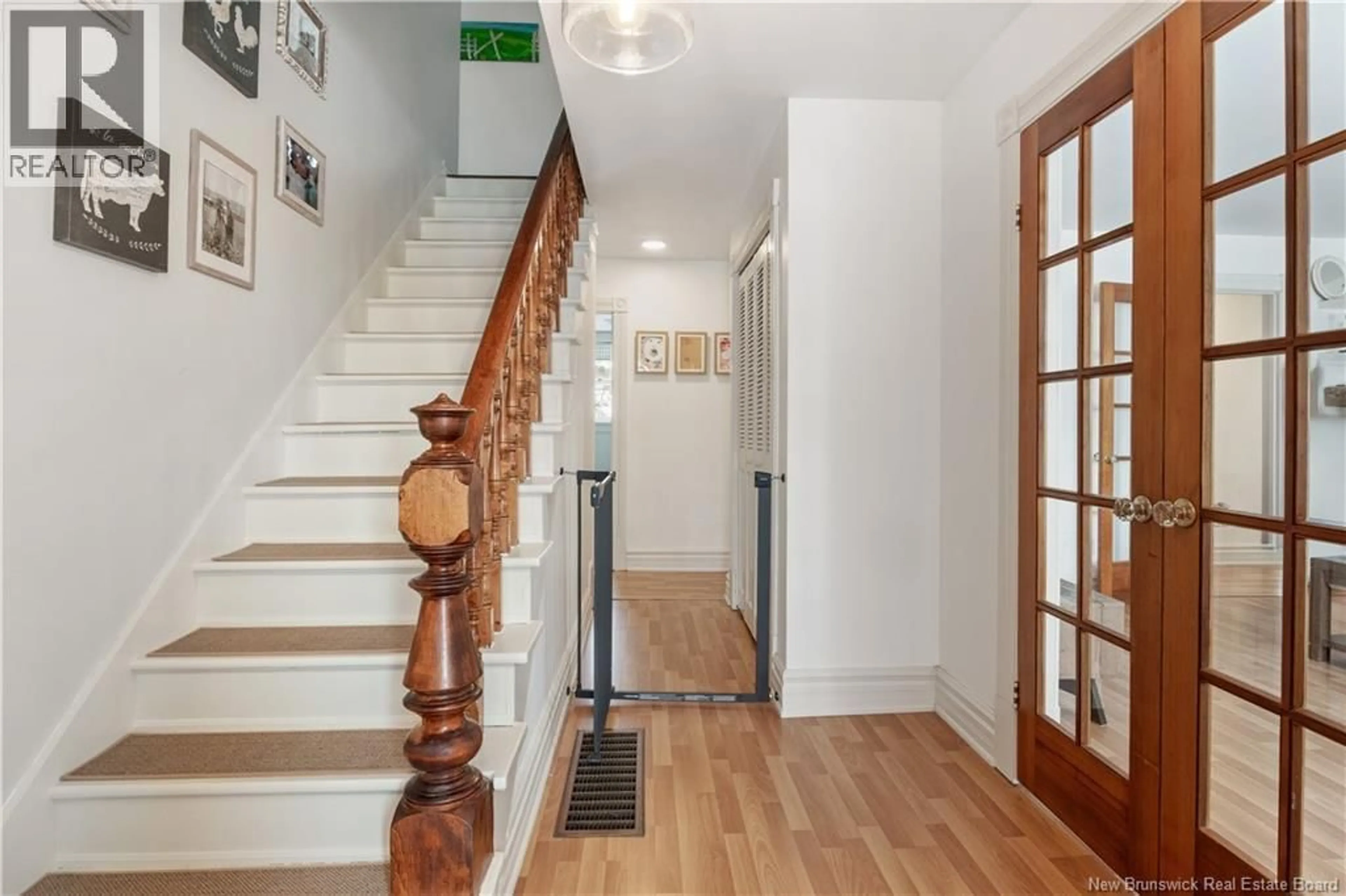 Indoor foyer for 713 MEMRAMCOOK EAST, Memramcook New Brunswick E4K1L8