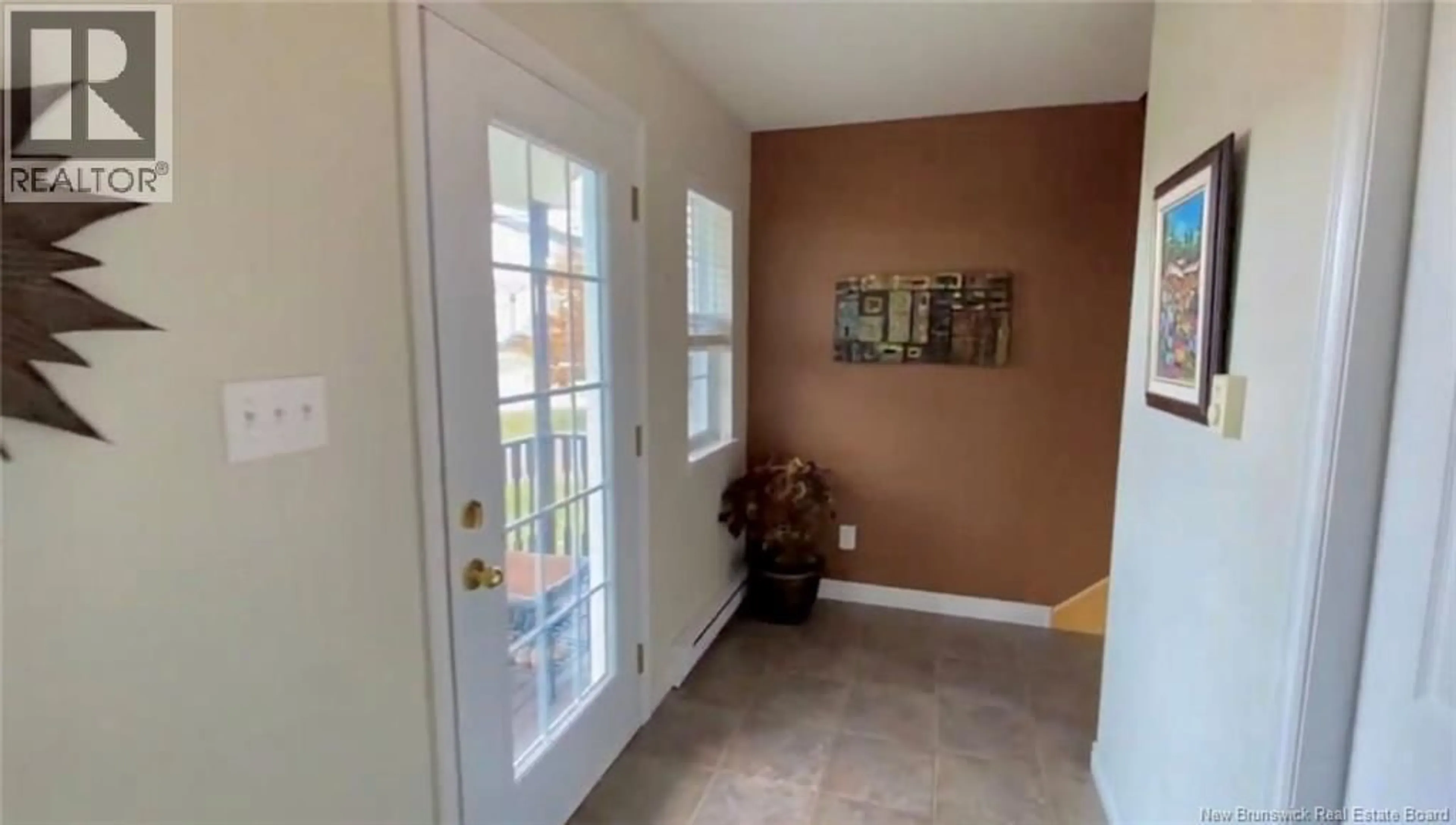 Indoor entryway for 55 BEAUJOLAIS CRESCENT, Dieppe New Brunswick E1A8T3