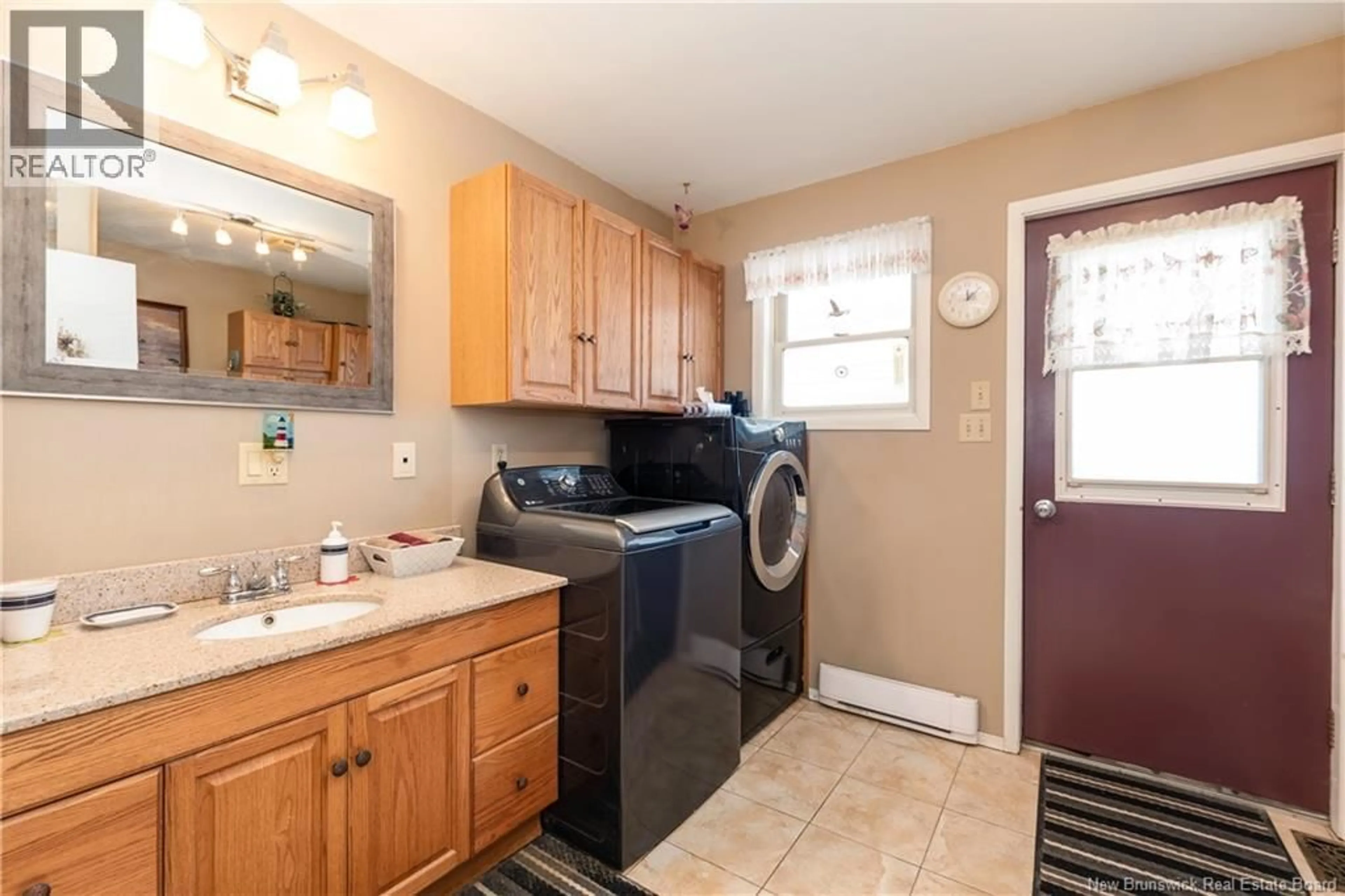 Unknown for 11 RENFREW STREET, Petitcodiac New Brunswick E4Z4S5