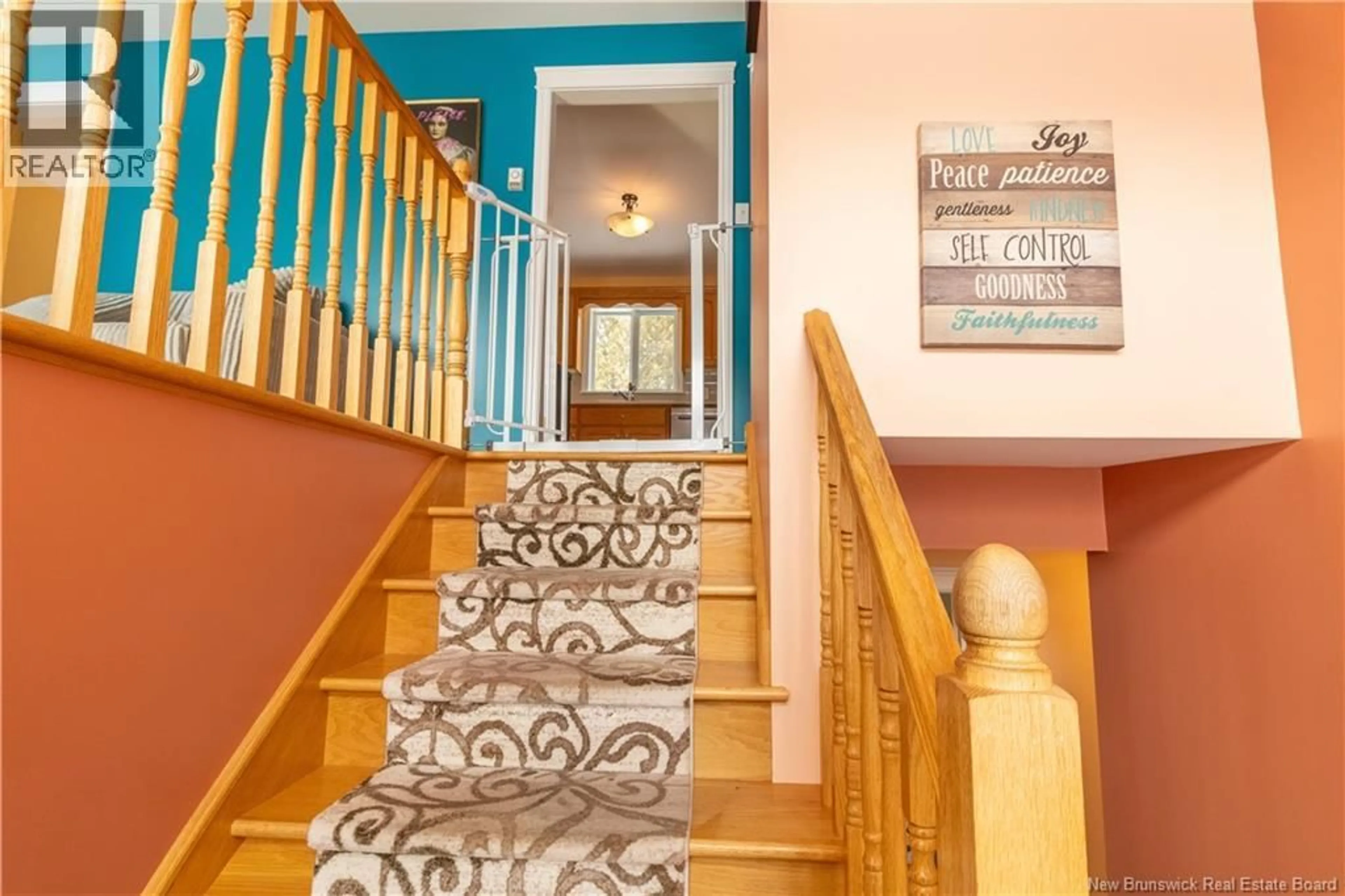 Indoor foyer for 11 SUNRISE DRIVE, Quispamsis New Brunswick E2E4V2