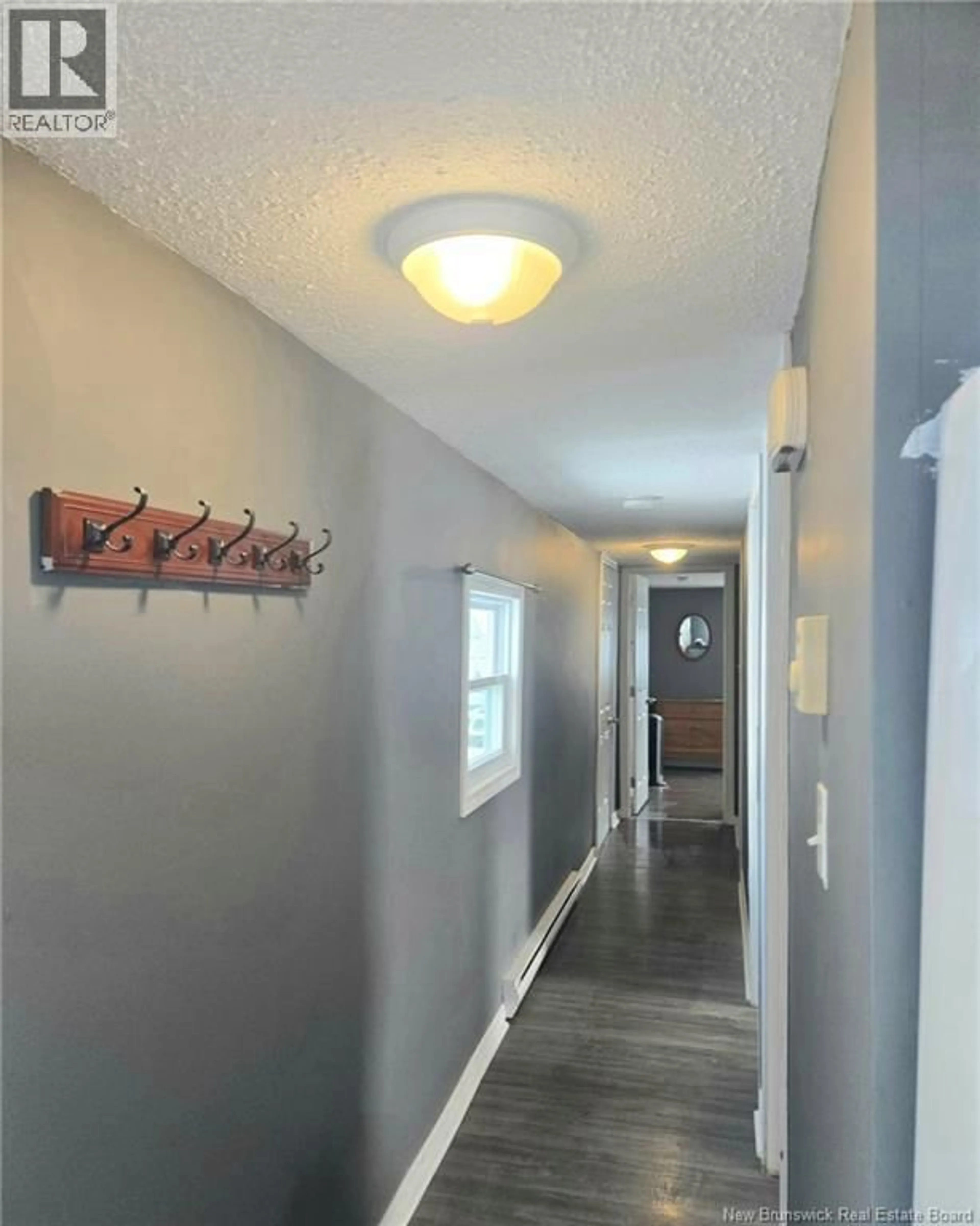 Indoor entryway for 27 DAISY STREET, Saint John New Brunswick E2M5M8