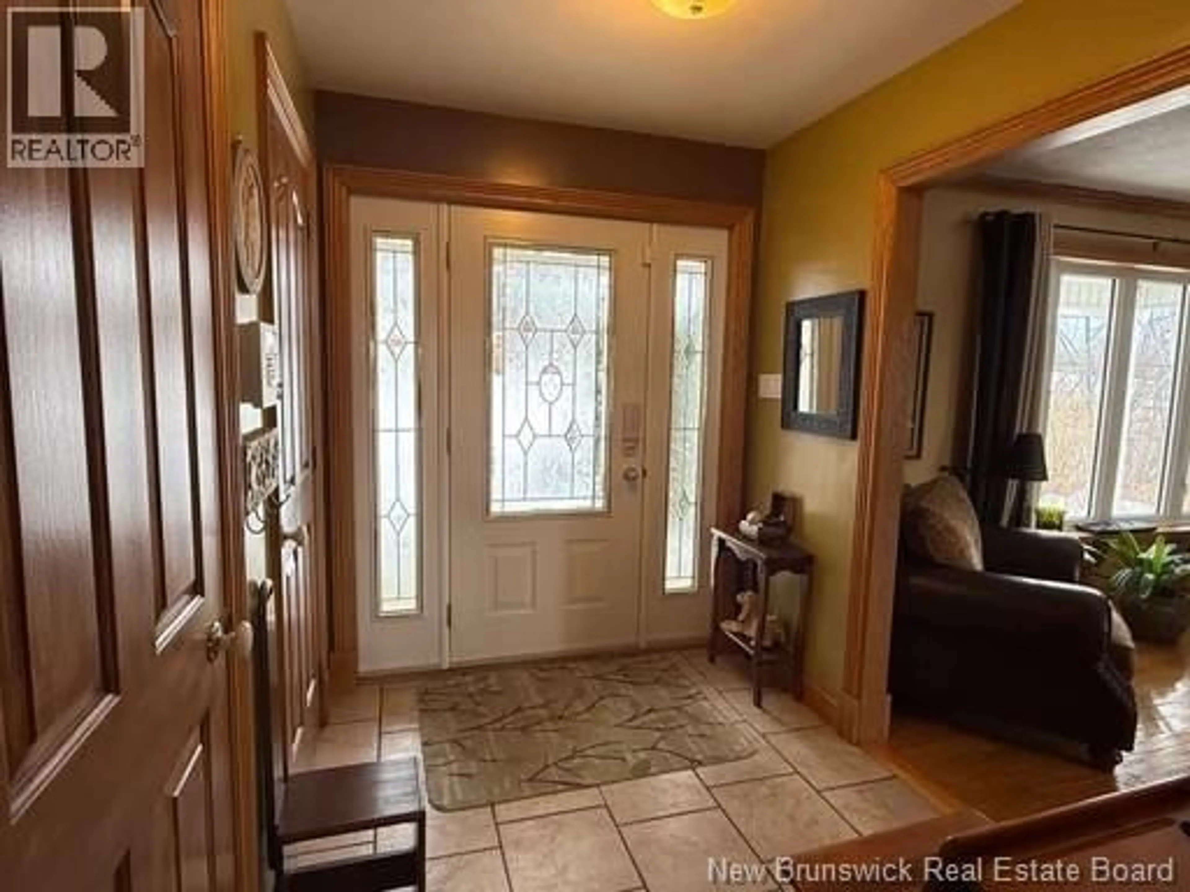 Indoor entryway for 175 DEVOST STREET, Grand-Sault/Grand Falls New Brunswick E3Y1C7