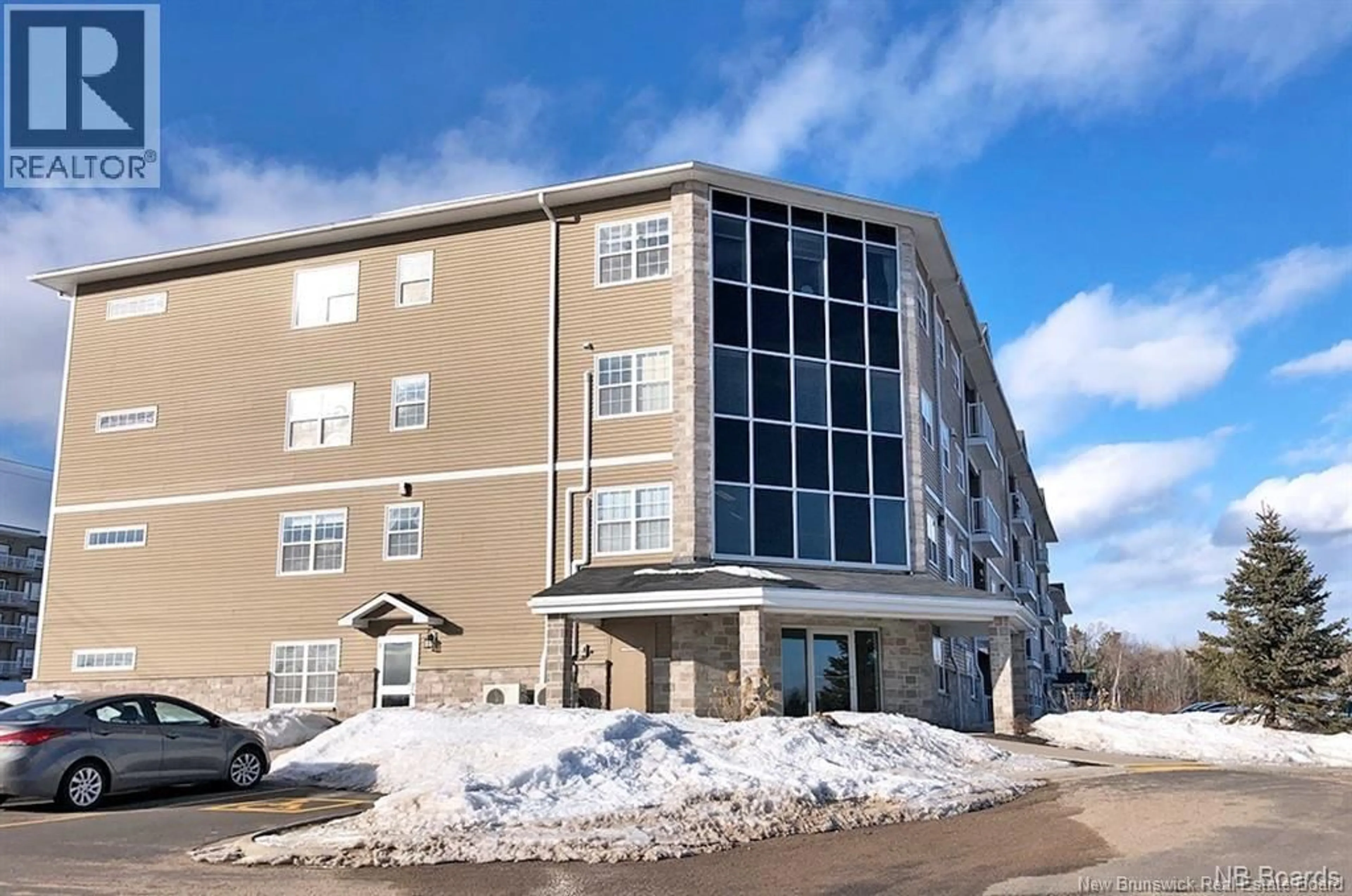 Unknown for 401 - 700 CLIIFFE STREET, Fredericton New Brunswick E3A5V2