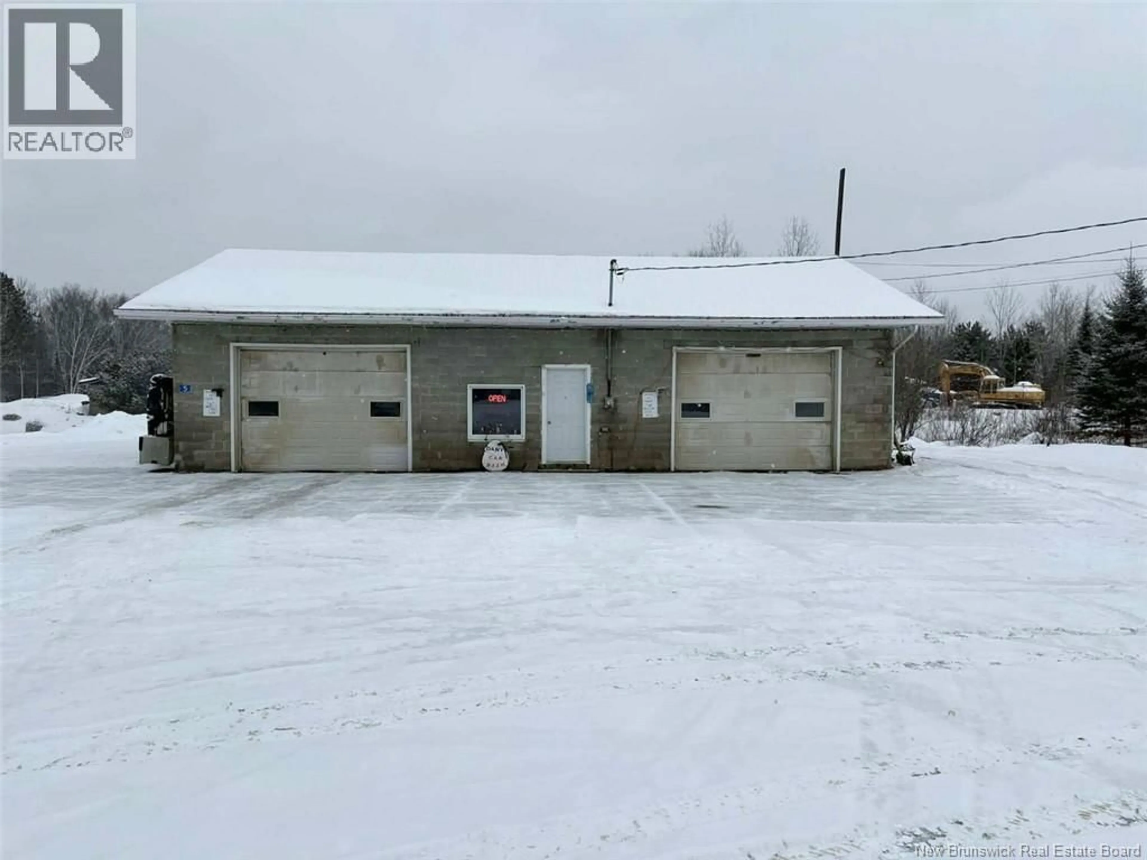 Indoor garage for 7 PRINCIPALE STREET, Sainte-Anne-De-Madawaska New Brunswick E7E1B5