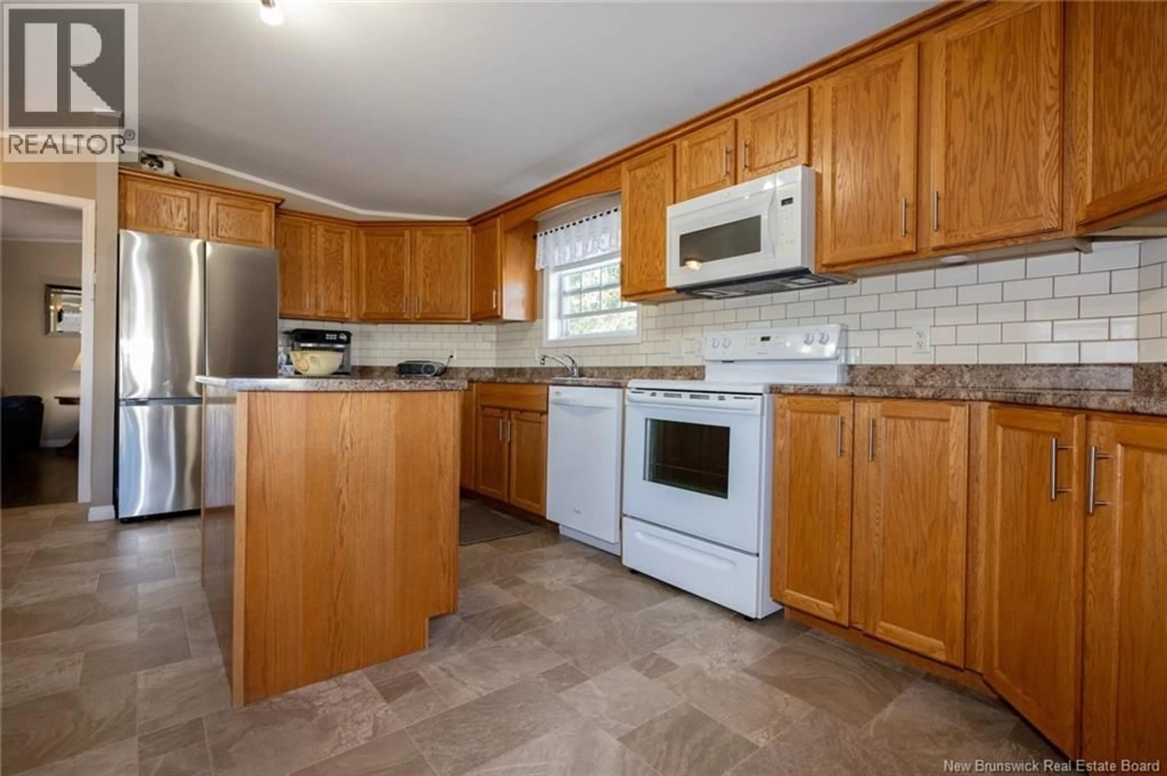 Standard kitchen, unknown for 39 SHANNON STREET, Fredericton New Brunswick E3G0C6