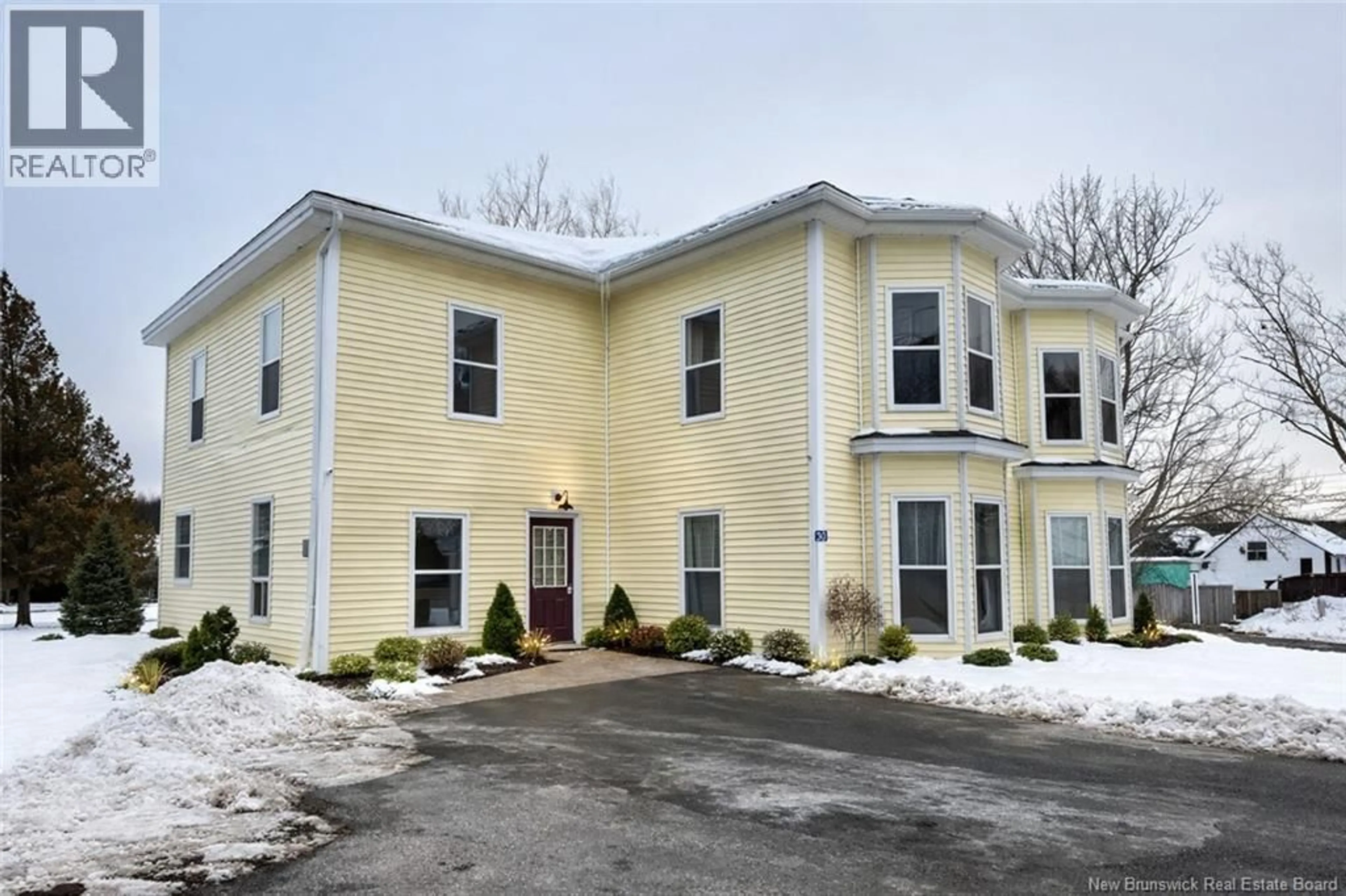 Unknown for 30 CARLETON STREET, St George New Brunswick E5C3B8