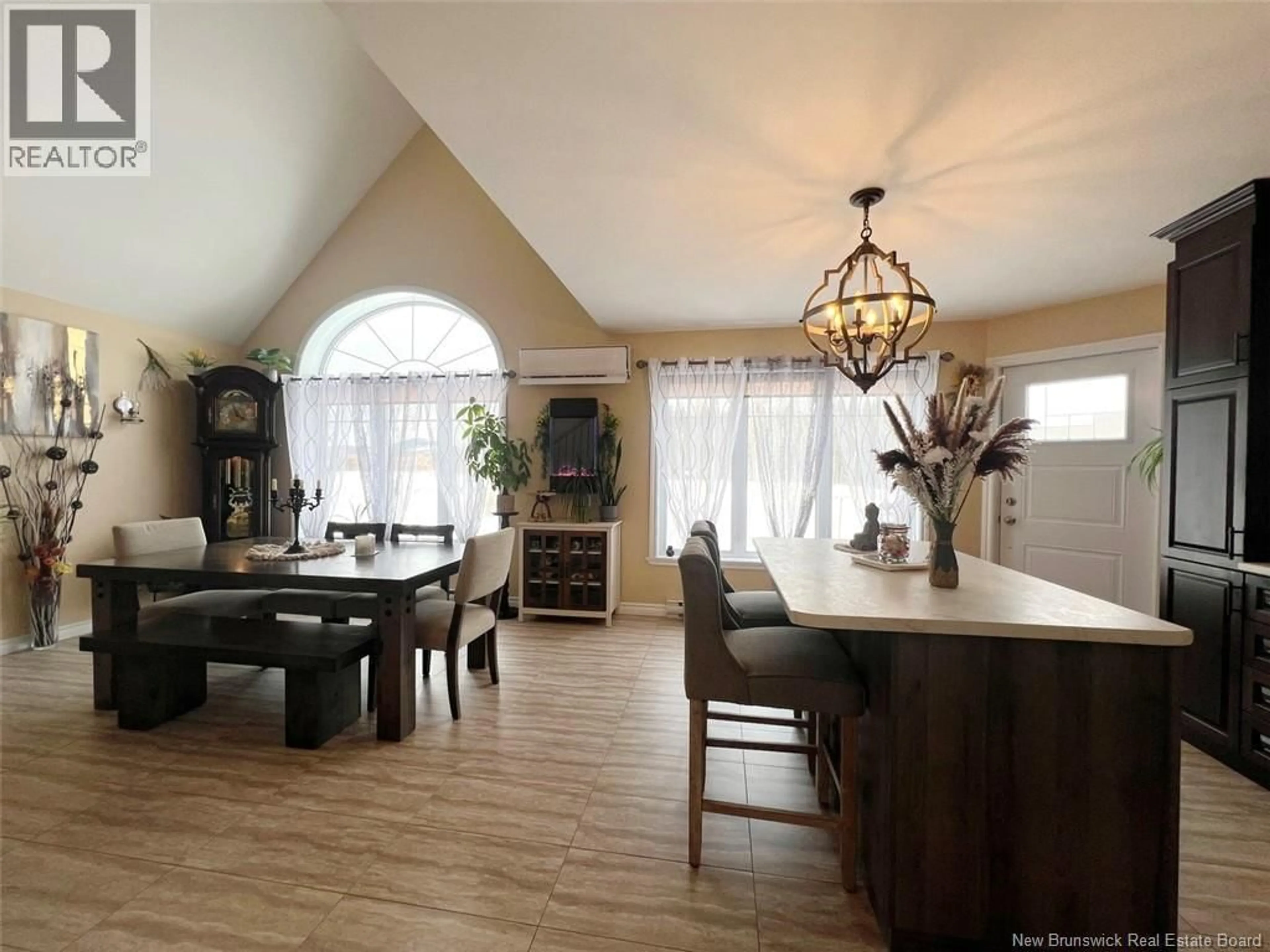 Dining room, unknown for 18 COUTURIER, Rivière-Verte New Brunswick E7C3G1