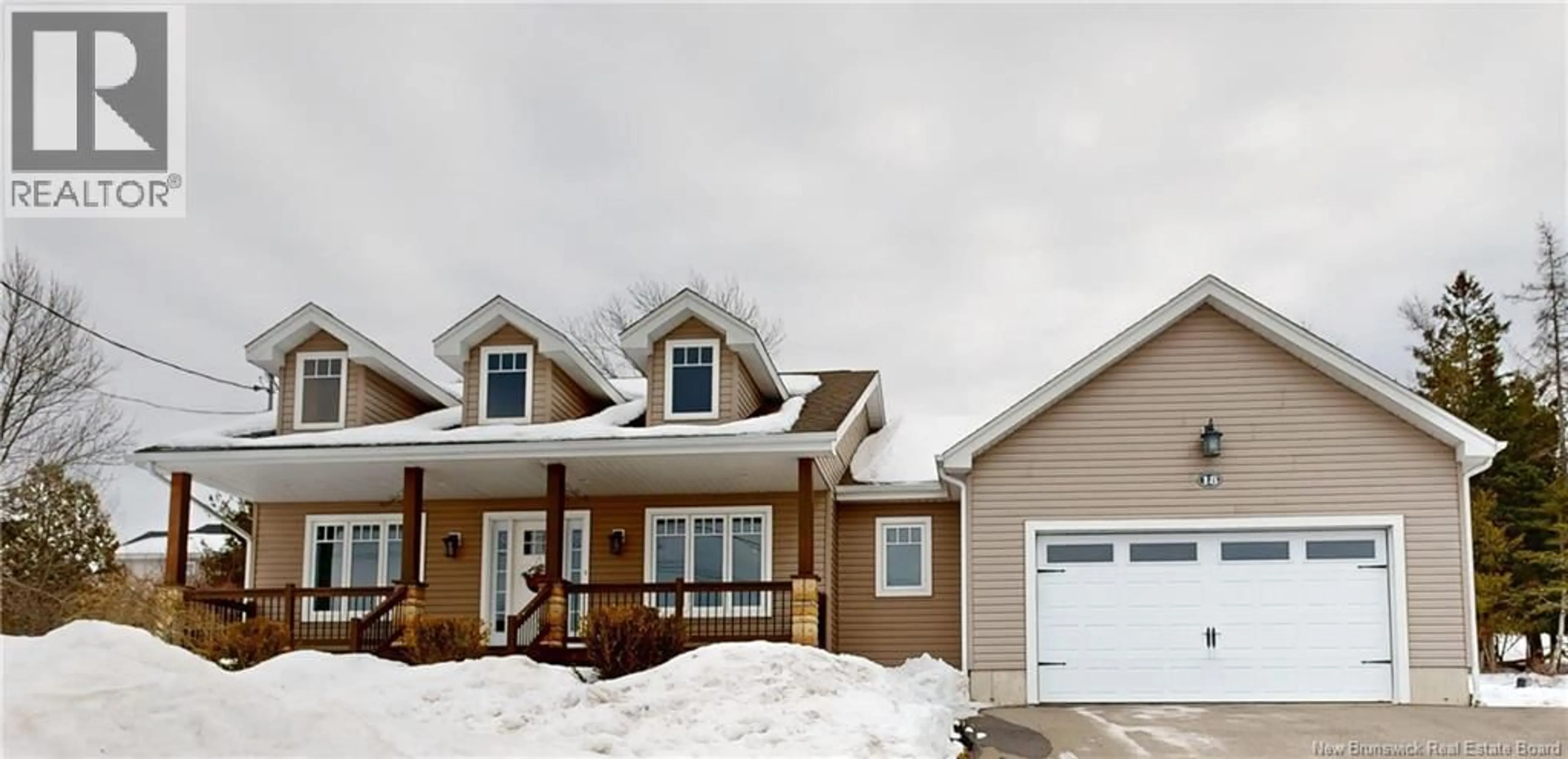 Home with vinyl exterior material, street for 18 HARVEST COURT, Quispamsis New Brunswick E2G0A7