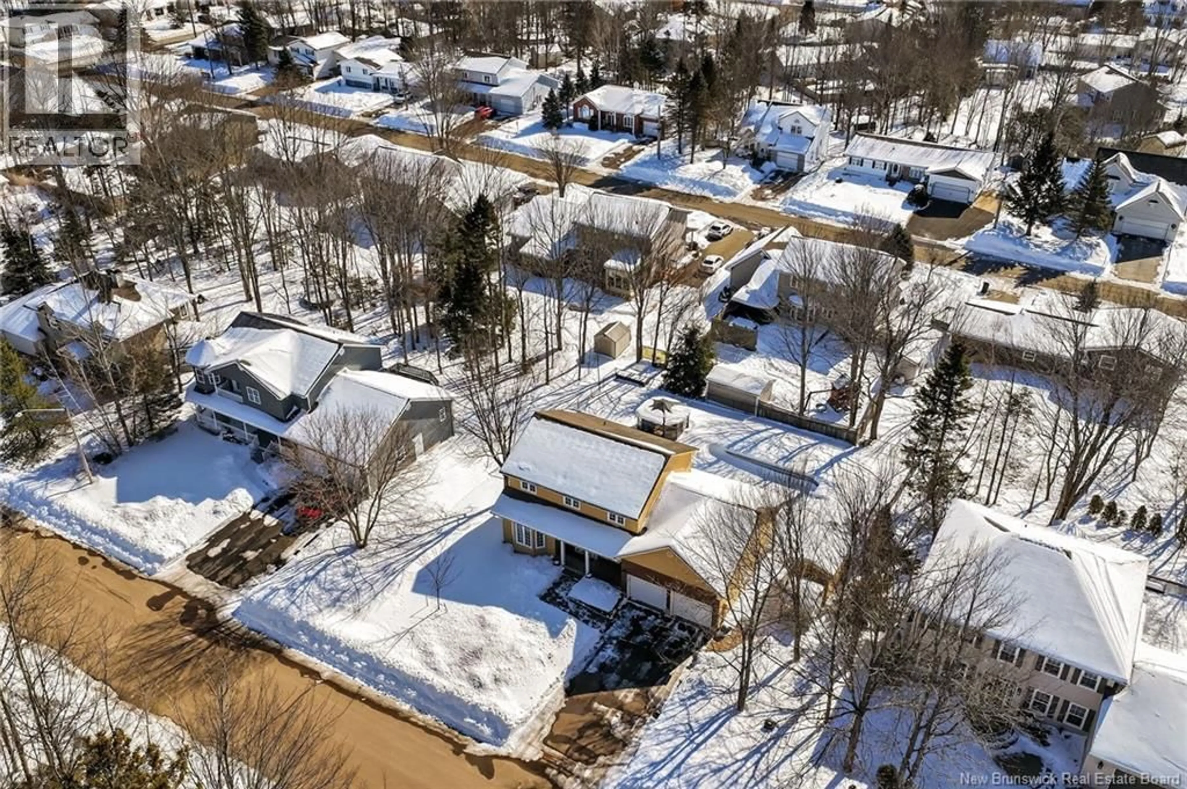 A pic from outside/outdoor area/front of a property/back of a property/a pic from drone, street for 340 JOSEPH COURT, Dieppe New Brunswick E1A7B9