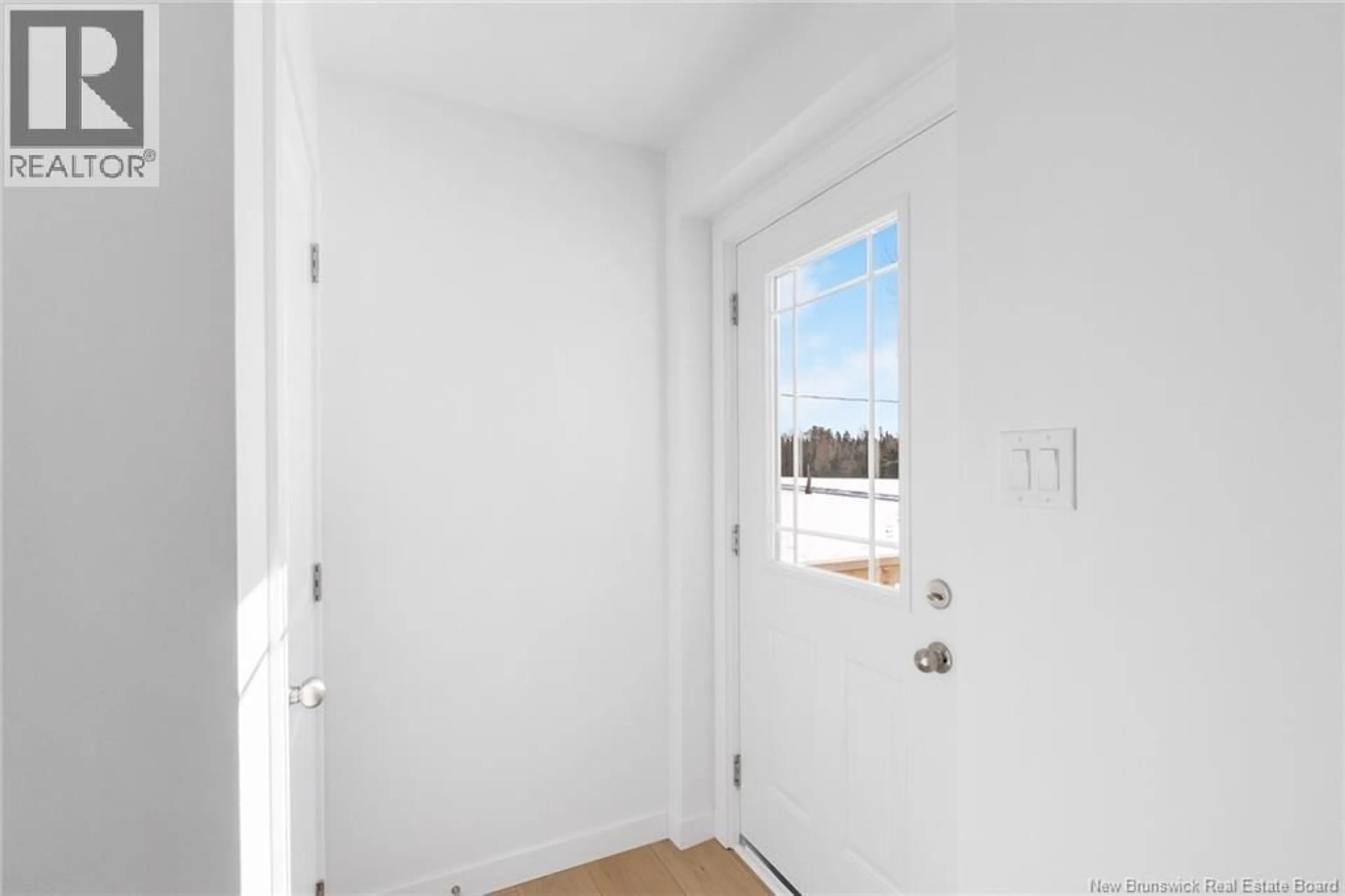 Indoor entryway for 365 KELLY ROAD, Cumberland Bay New Brunswick E4E3C8