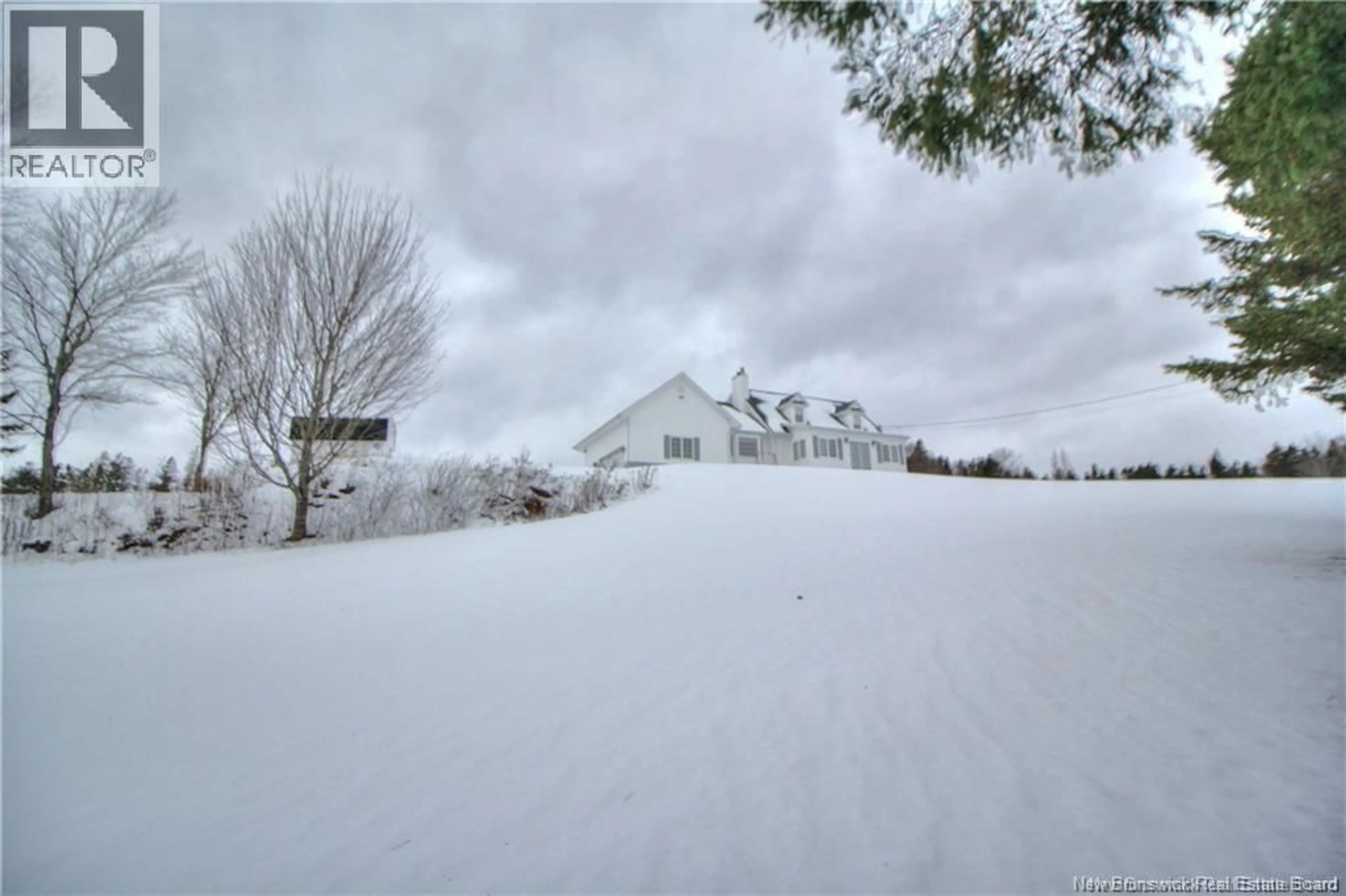 A pic from outside/outdoor area/front of a property/back of a property/a pic from drone, mountain view for 3199 ROUTE 465, Beersville New Brunswick E4T2P1