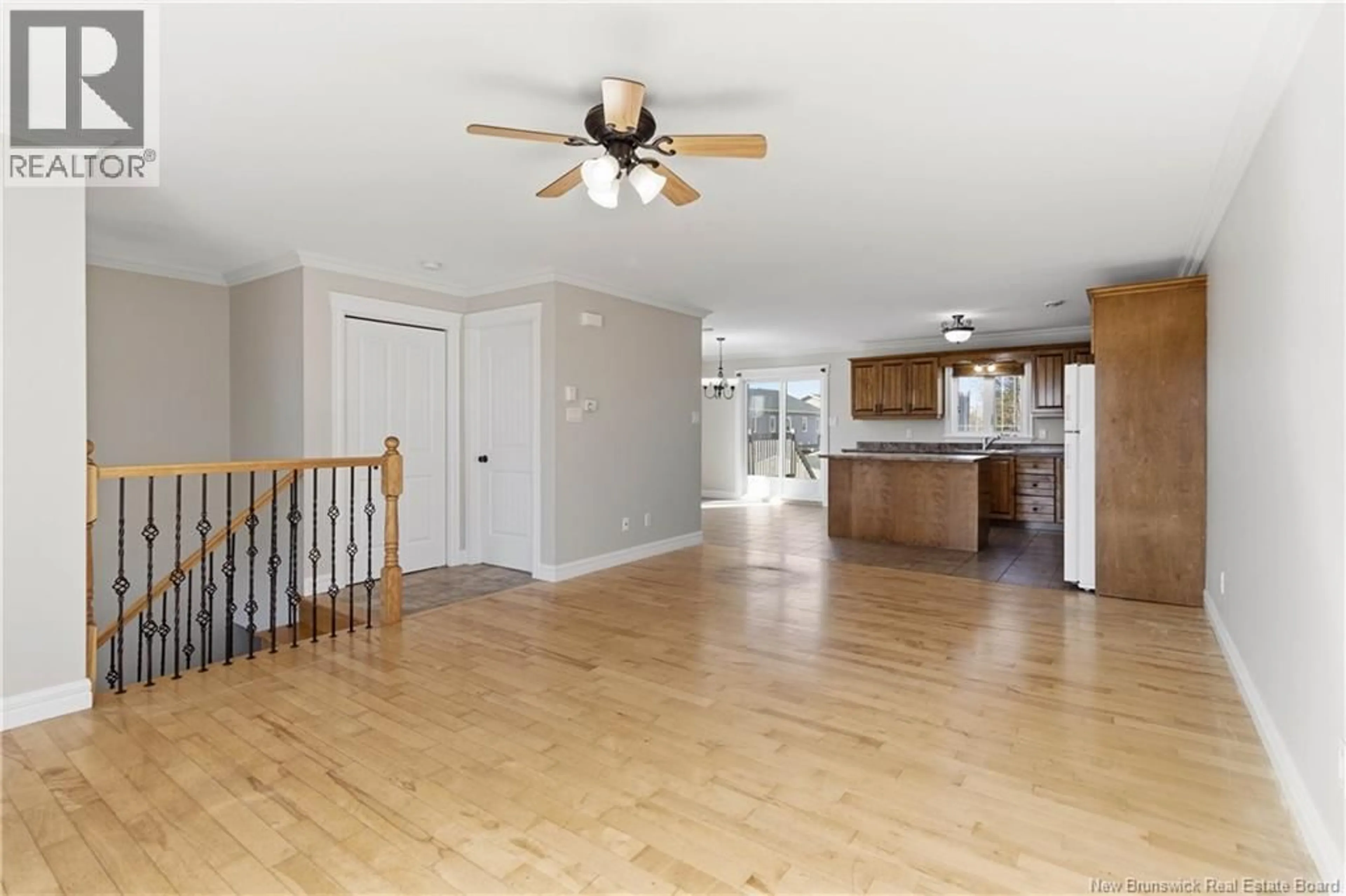 Open concept kitchen, wood/laminate floor for 59 JEANNETTE, Dieppe New Brunswick E1A0G6
