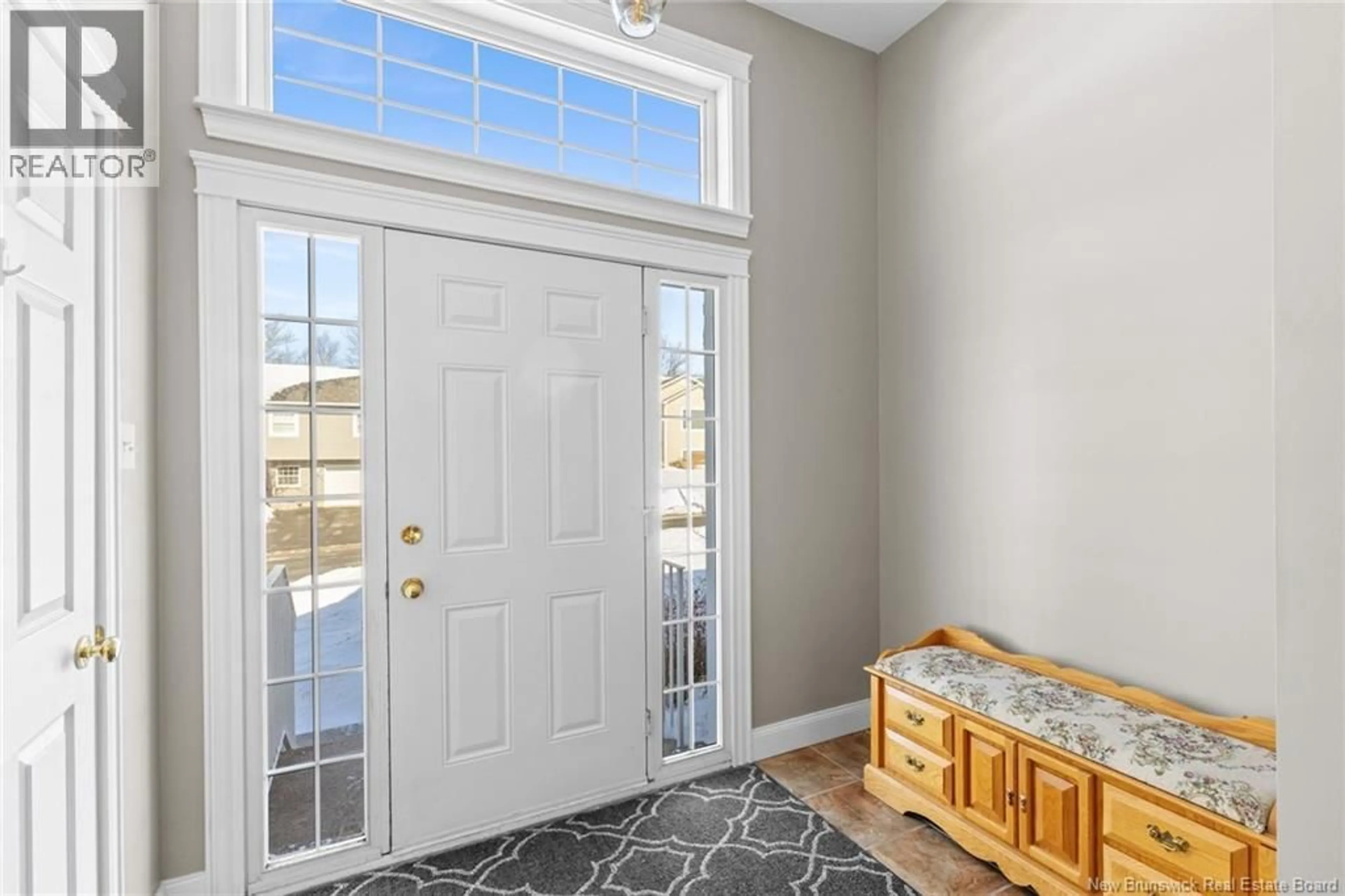 Indoor entryway for 2 HARRIS STREET, Oromocto New Brunswick E2V0A9