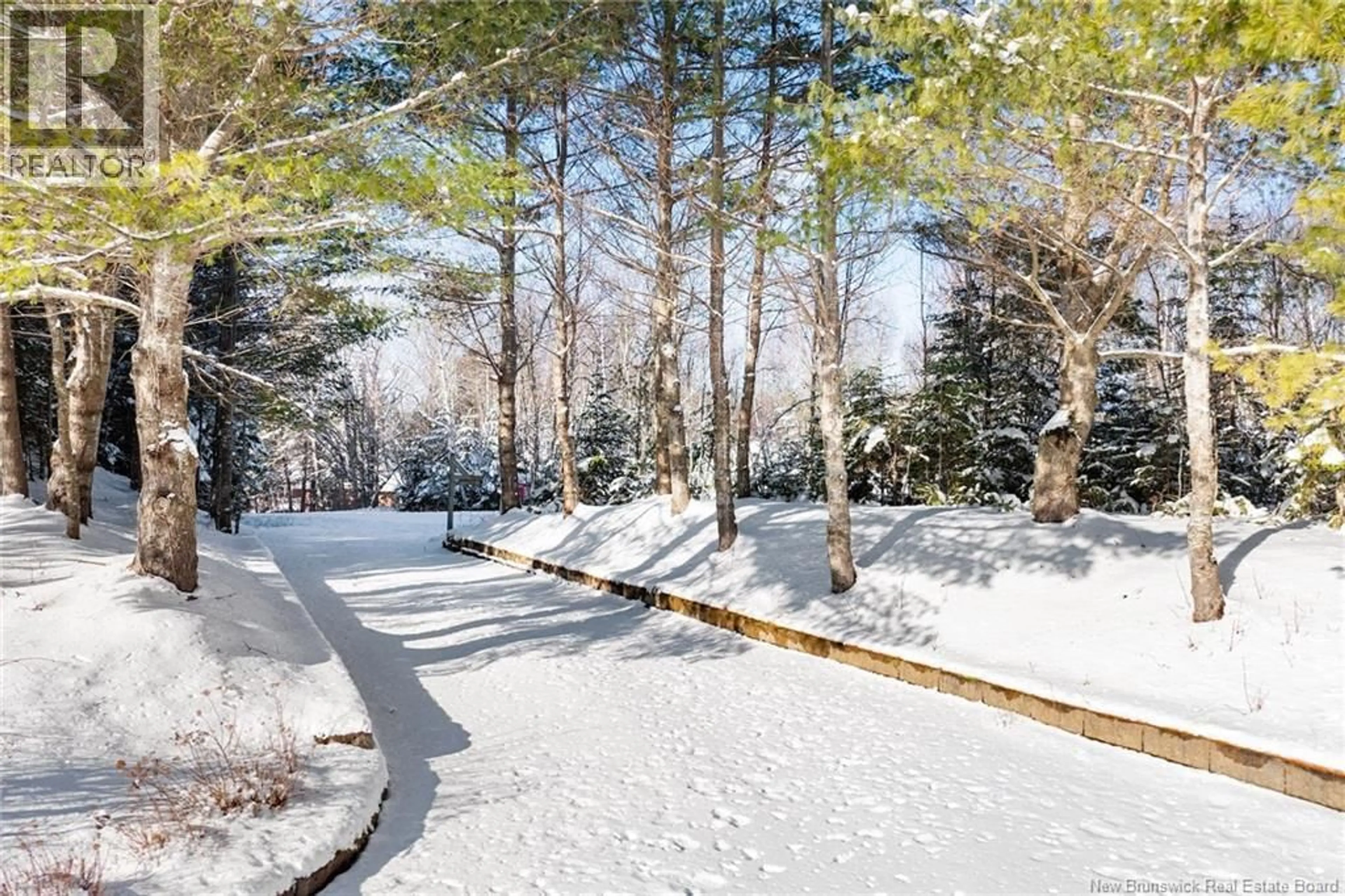 Patio, forest/trees view for 18 HILLVIEW STREET, Upper Kingsclear New Brunswick E3B1V1