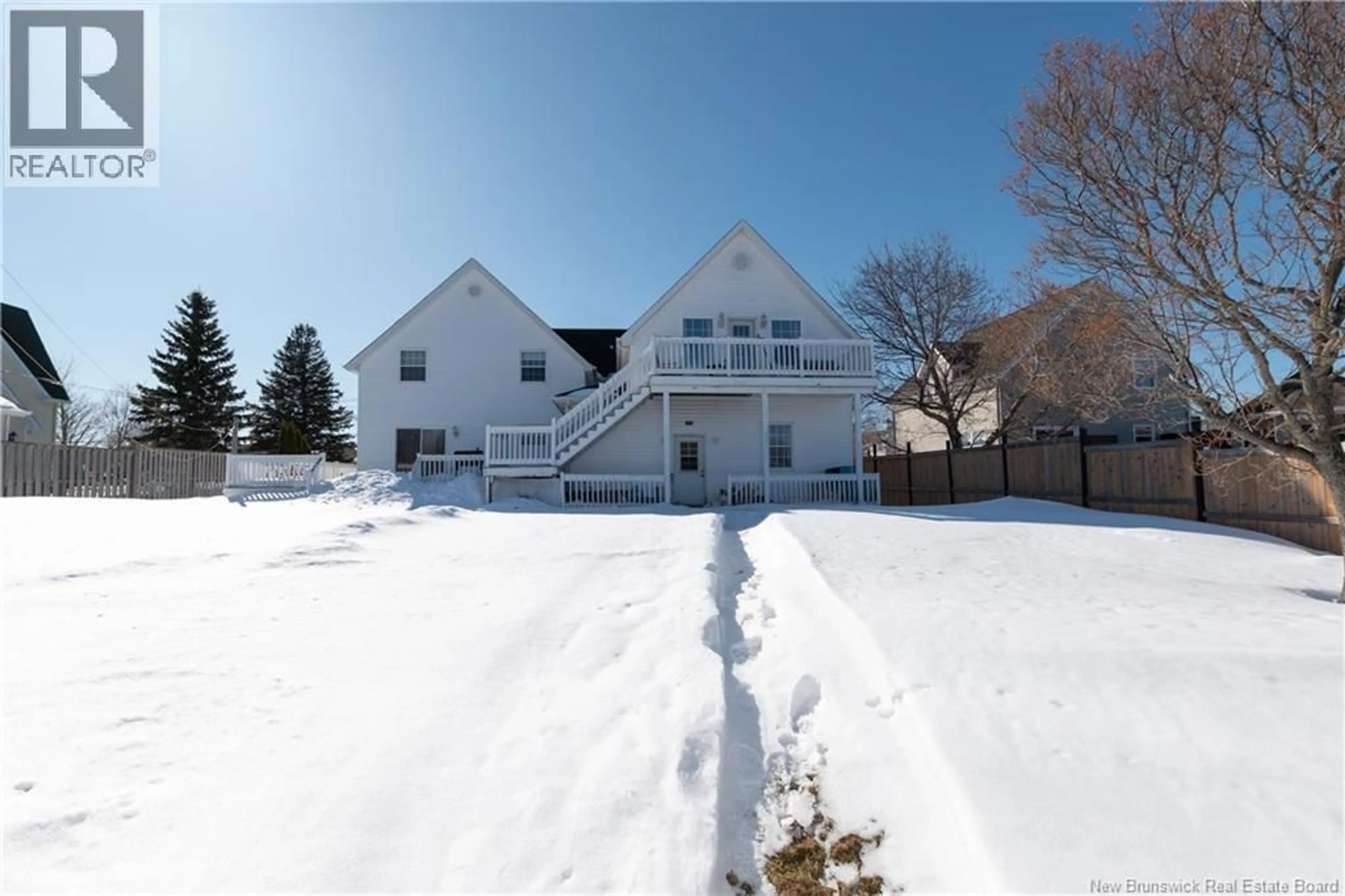 A pic from outside/outdoor area/front of a property/back of a property/a pic from drone, street for 100 TIPPERARY STREET, Shediac New Brunswick E4P2V9